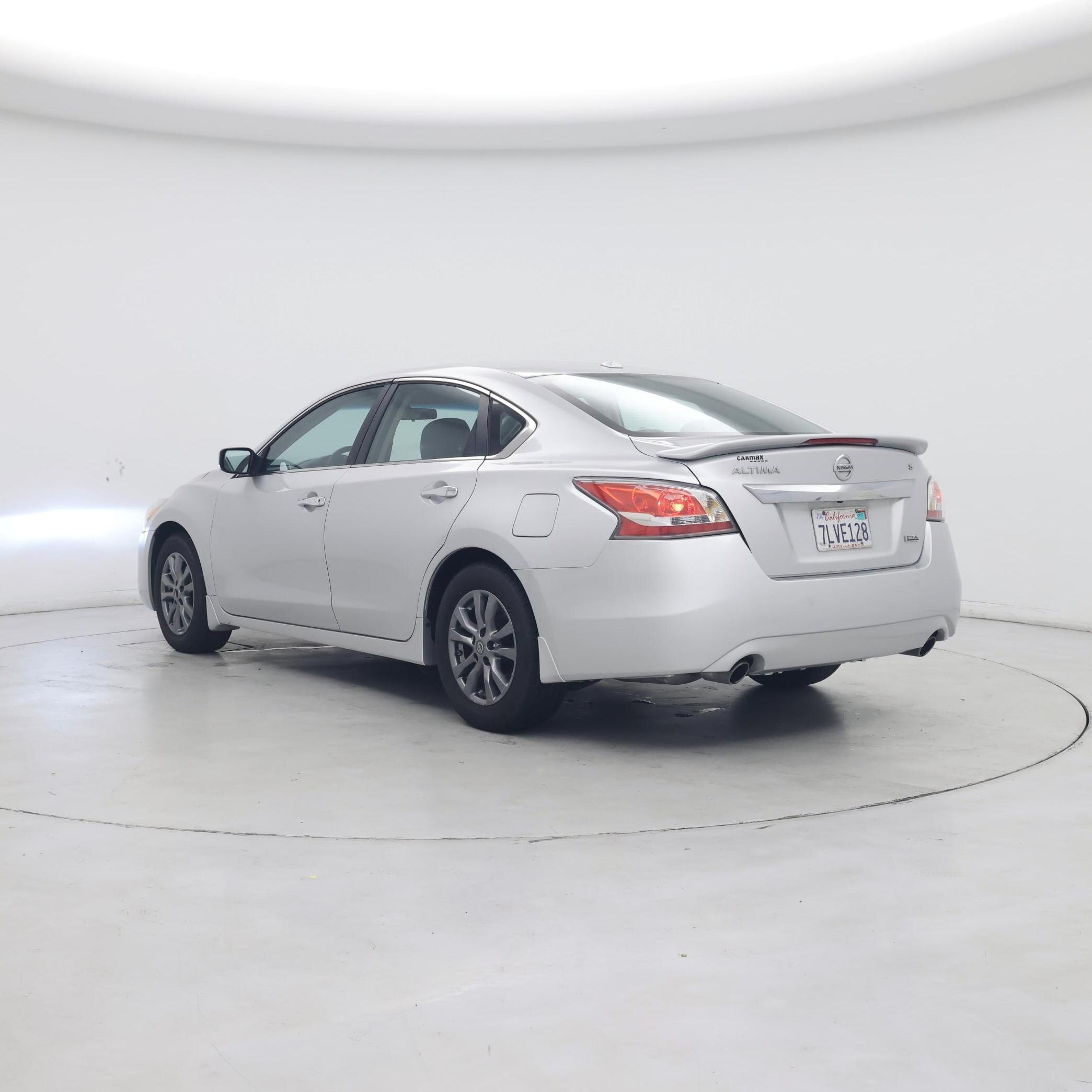 Thumbnail: 2015 Nissan Altima - 2