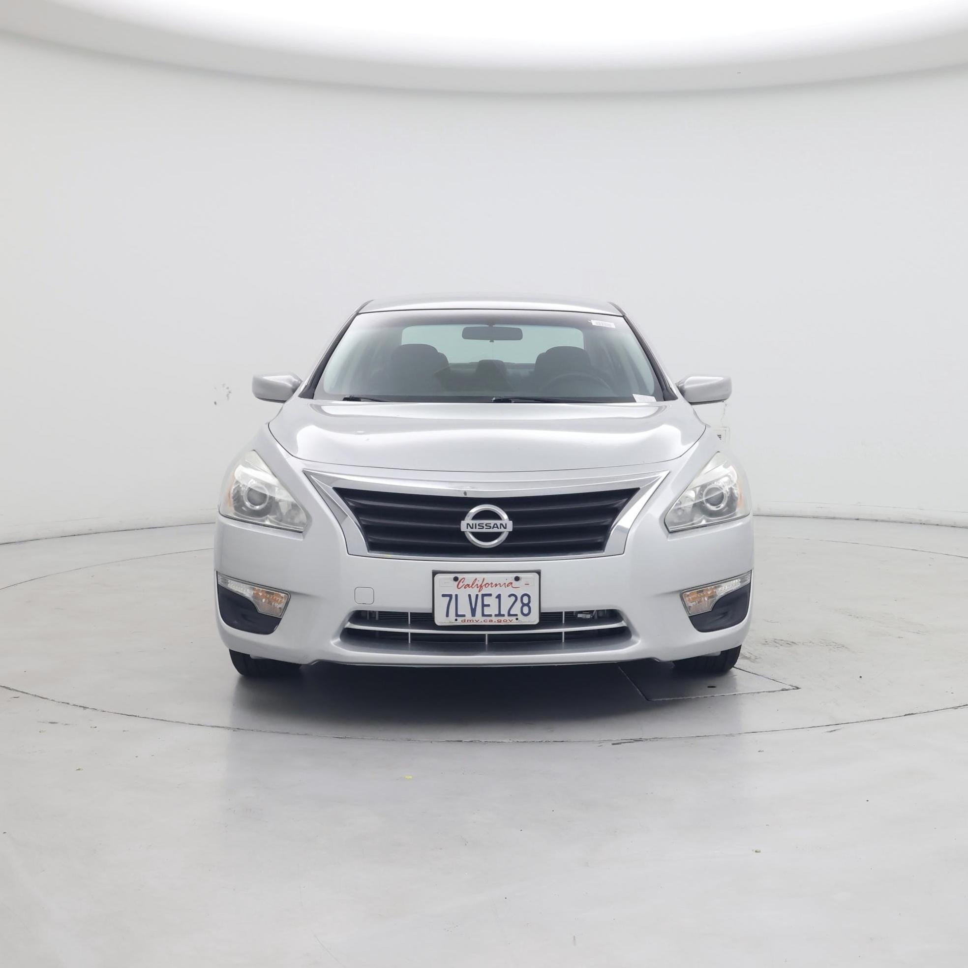 Thumbnail: 2015 Nissan Altima - 5
