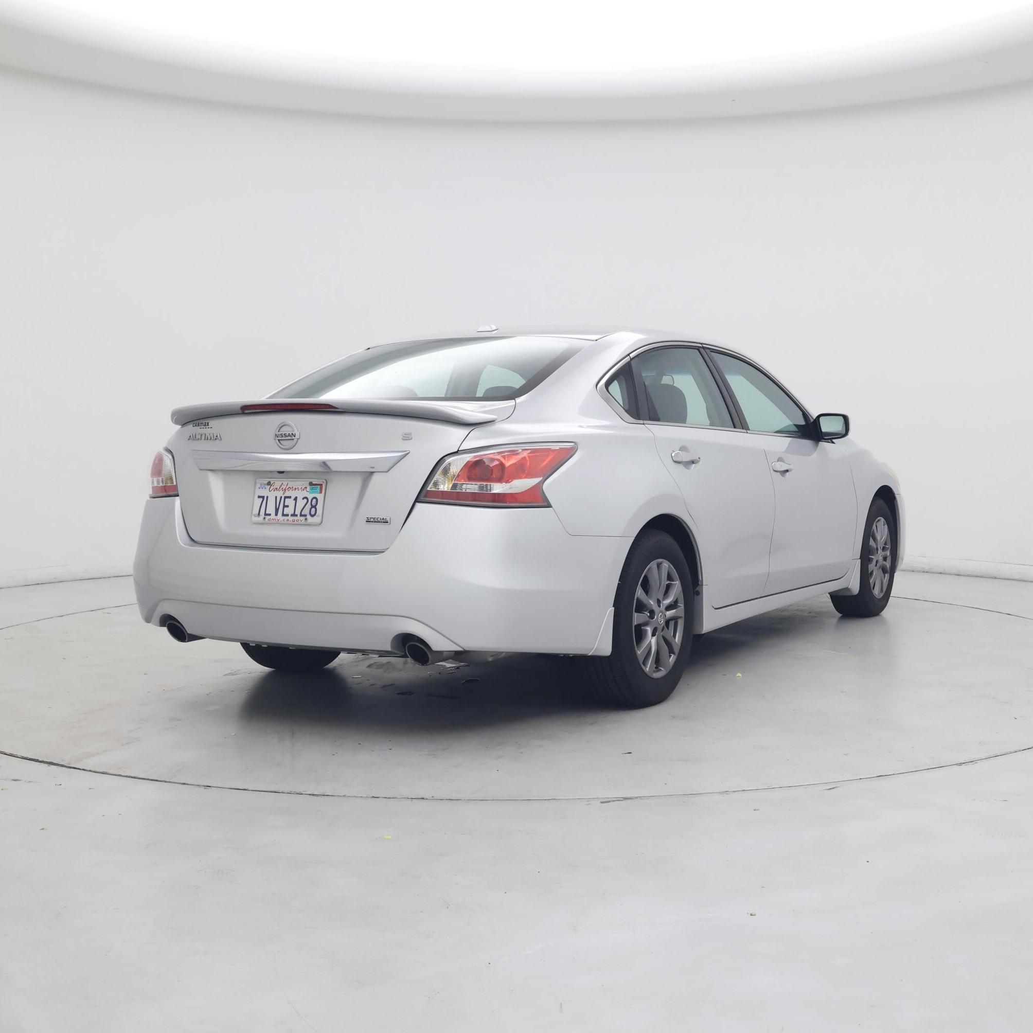 Thumbnail: 2015 Nissan Altima - 8