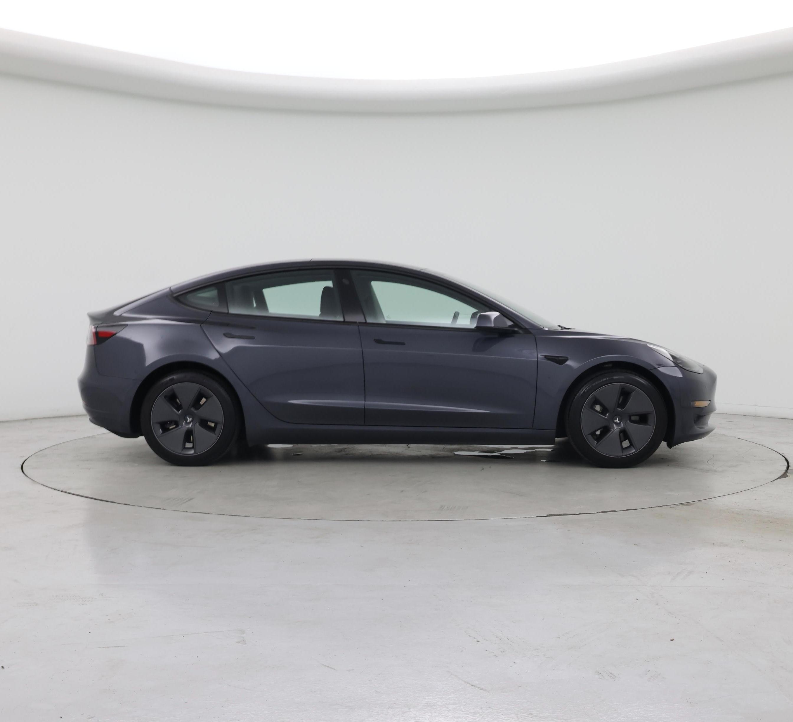 Thumbnail: 2023 Tesla Model 3 - 7