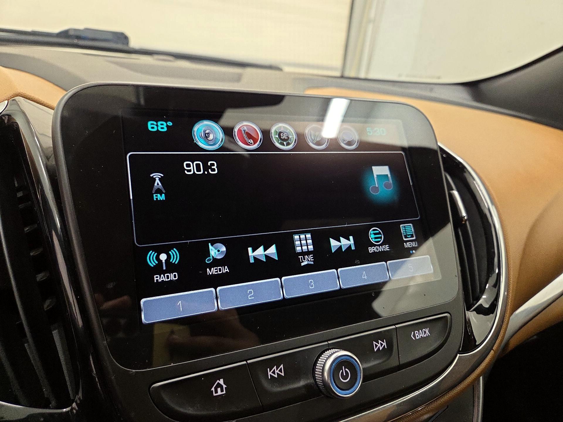 Thumbnail: 2017 Chevrolet Volt - 15