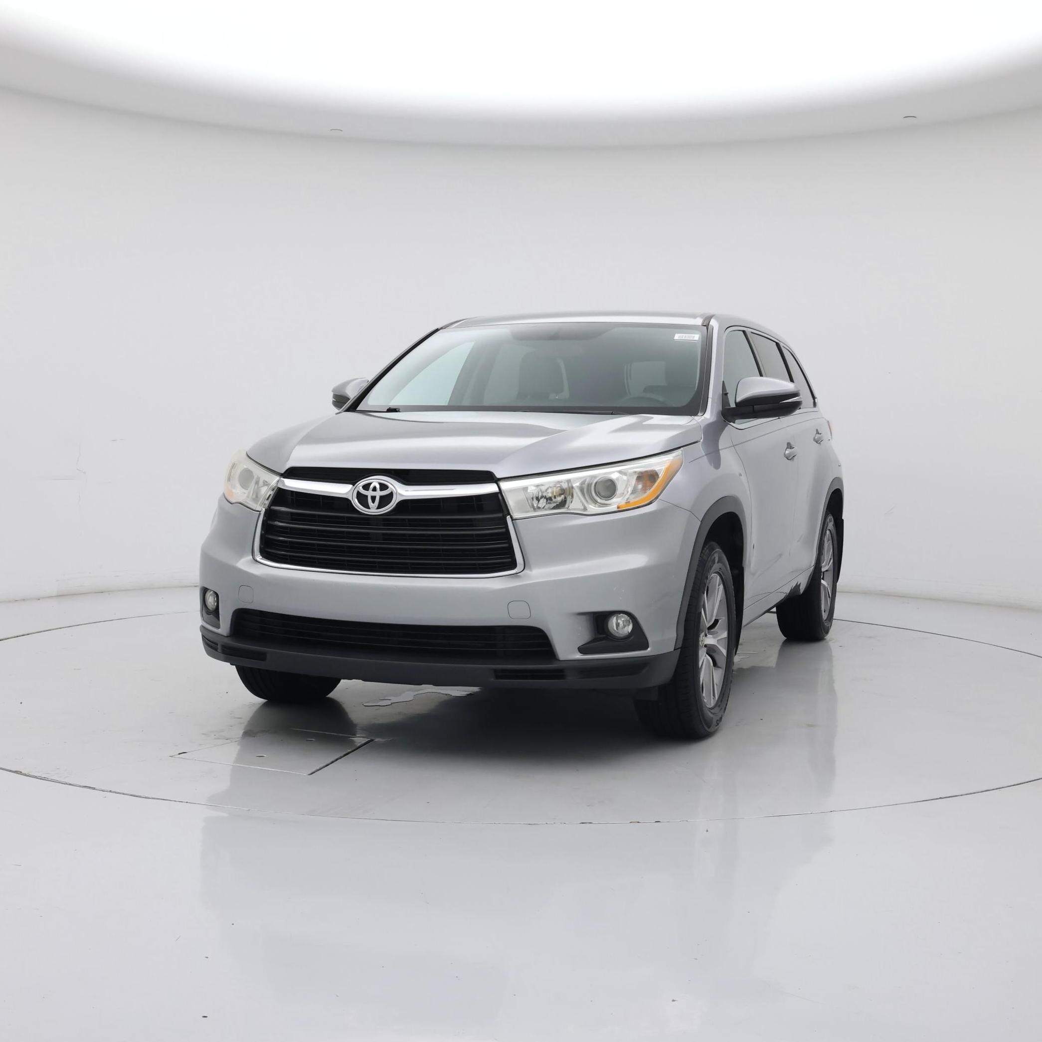 Thumbnail: 2015 Toyota Highlander - 4