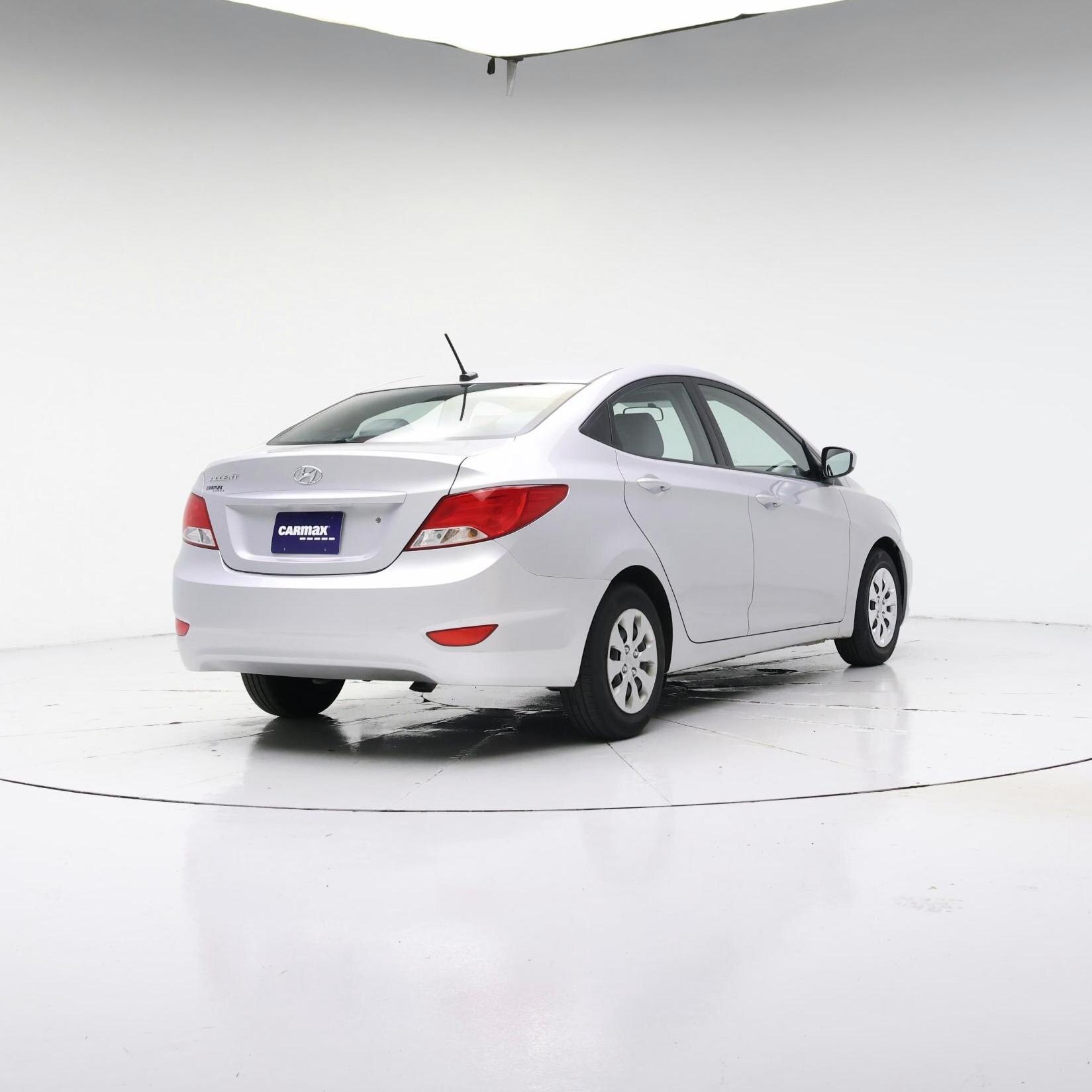 Thumbnail: 2016 Hyundai Accent - 8