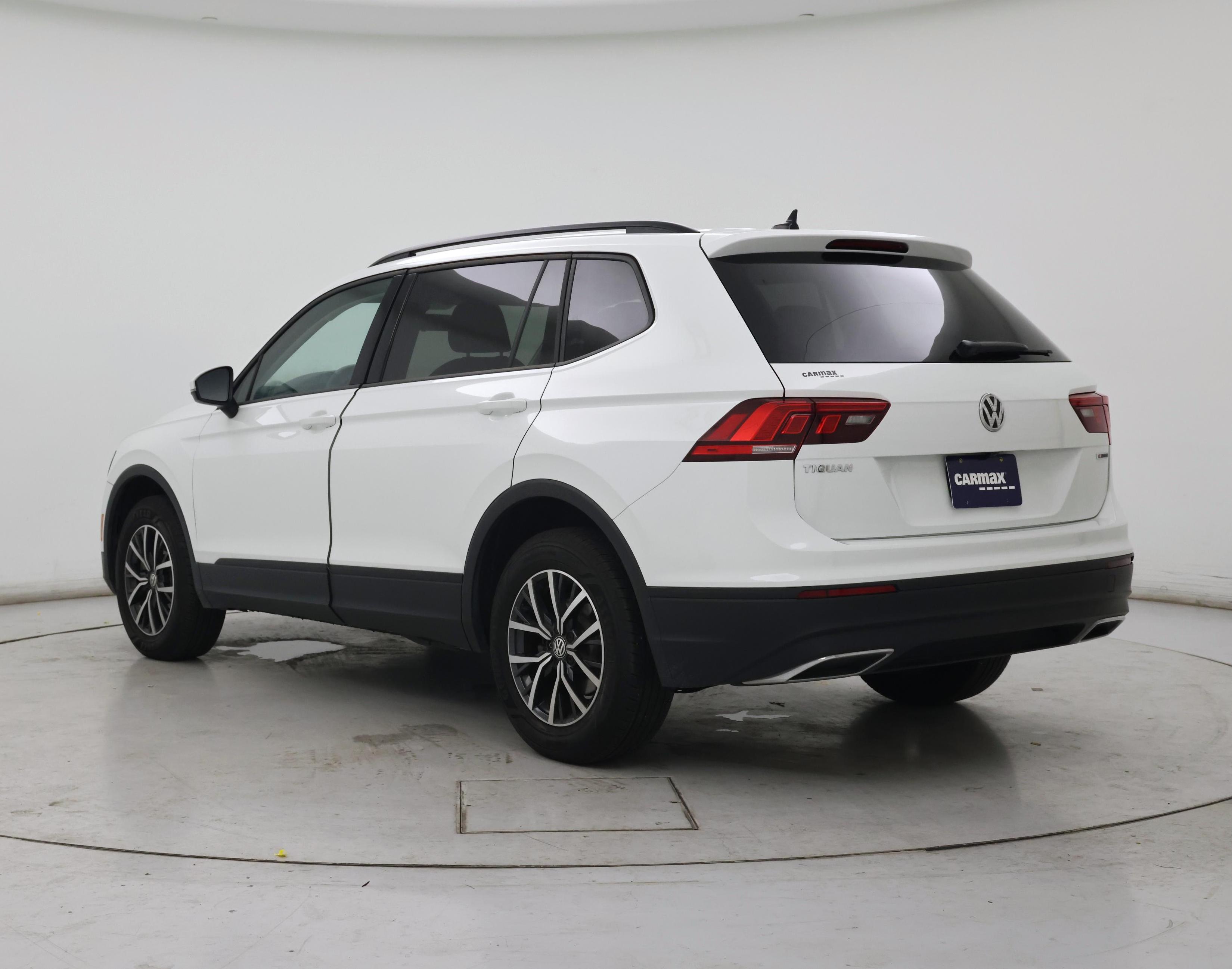 Thumbnail: 2021 Volkswagen Tiguan - 2
