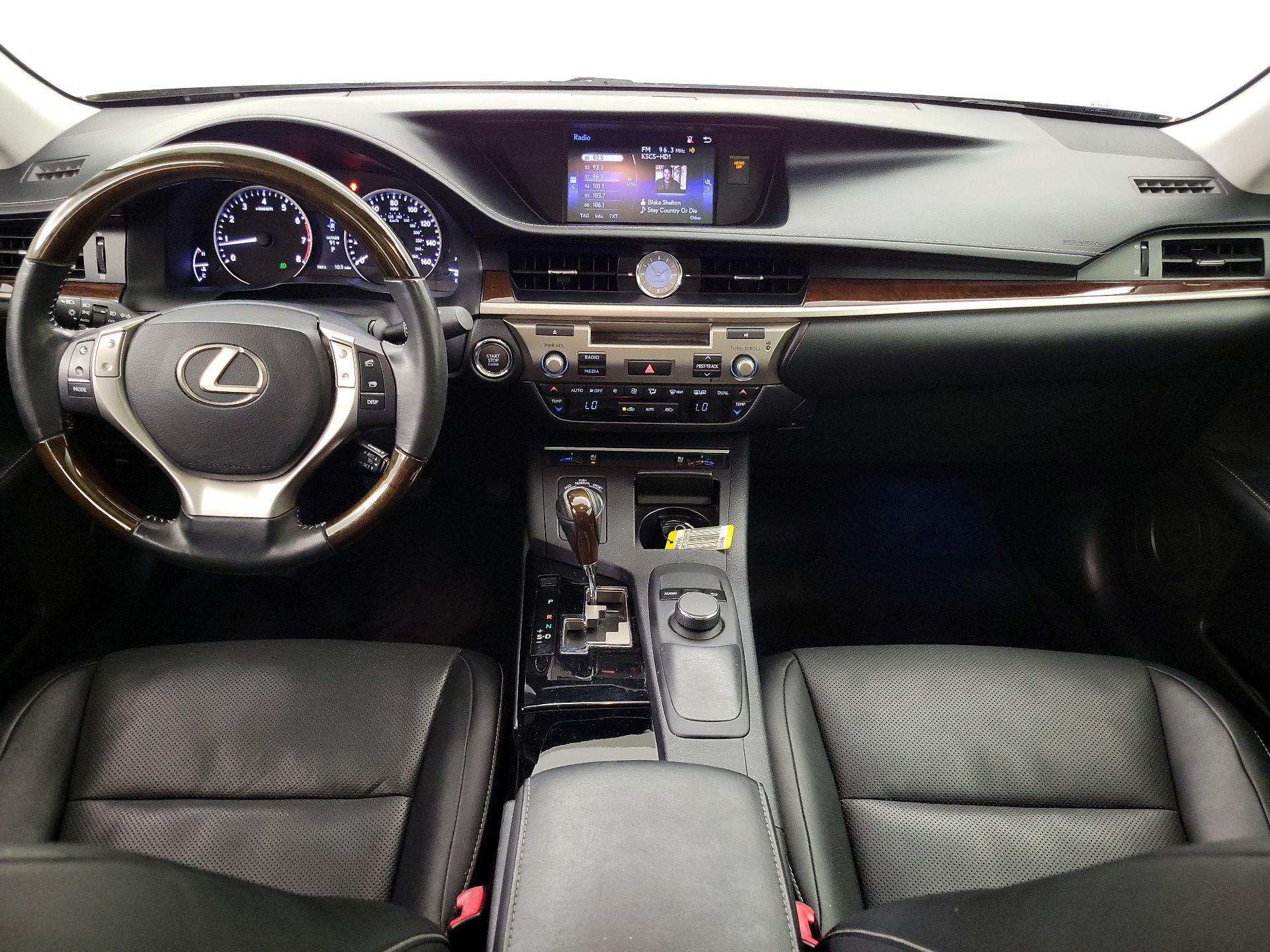 Thumbnail: 2015 Lexus ES - 9