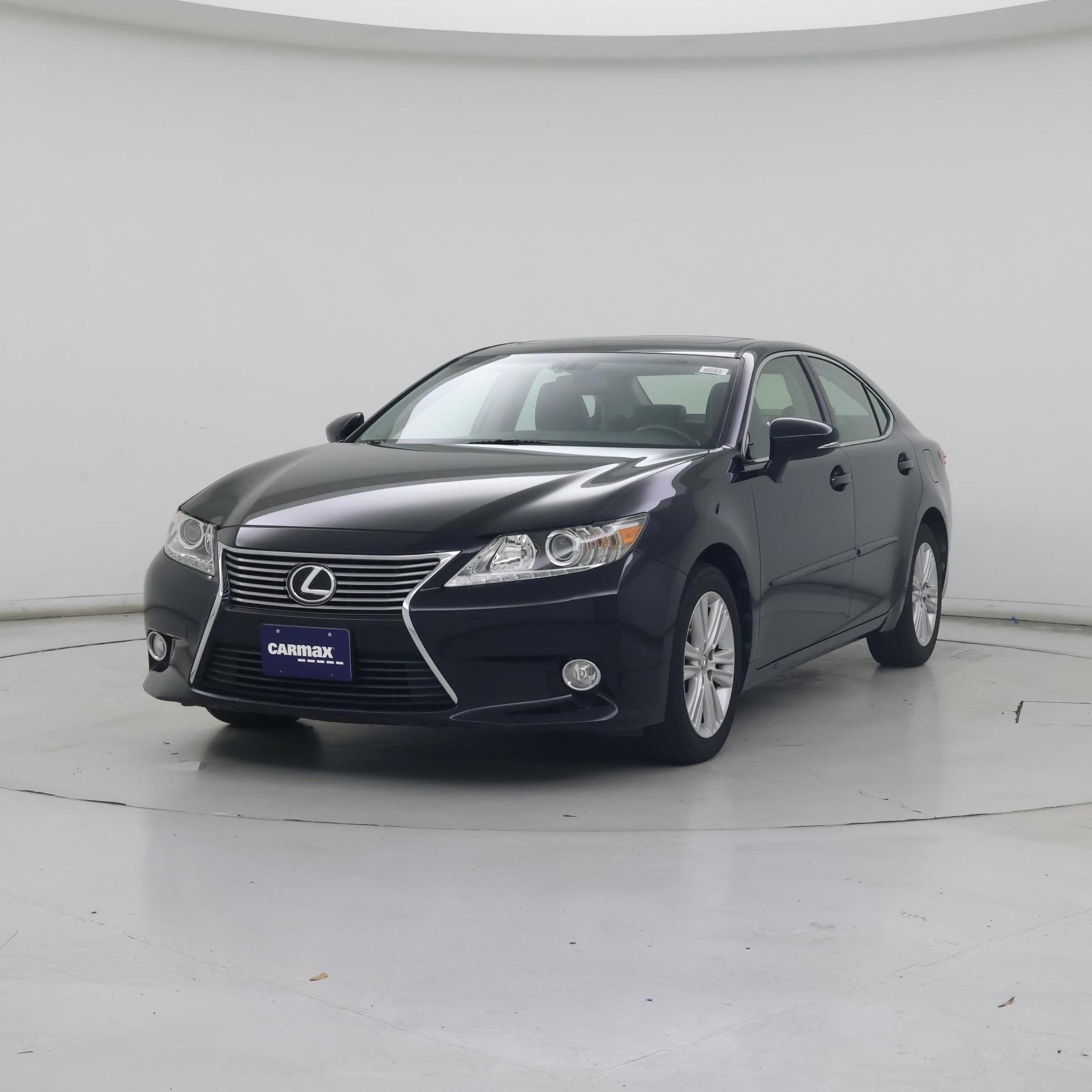 Thumbnail: 2015 Lexus ES - 4