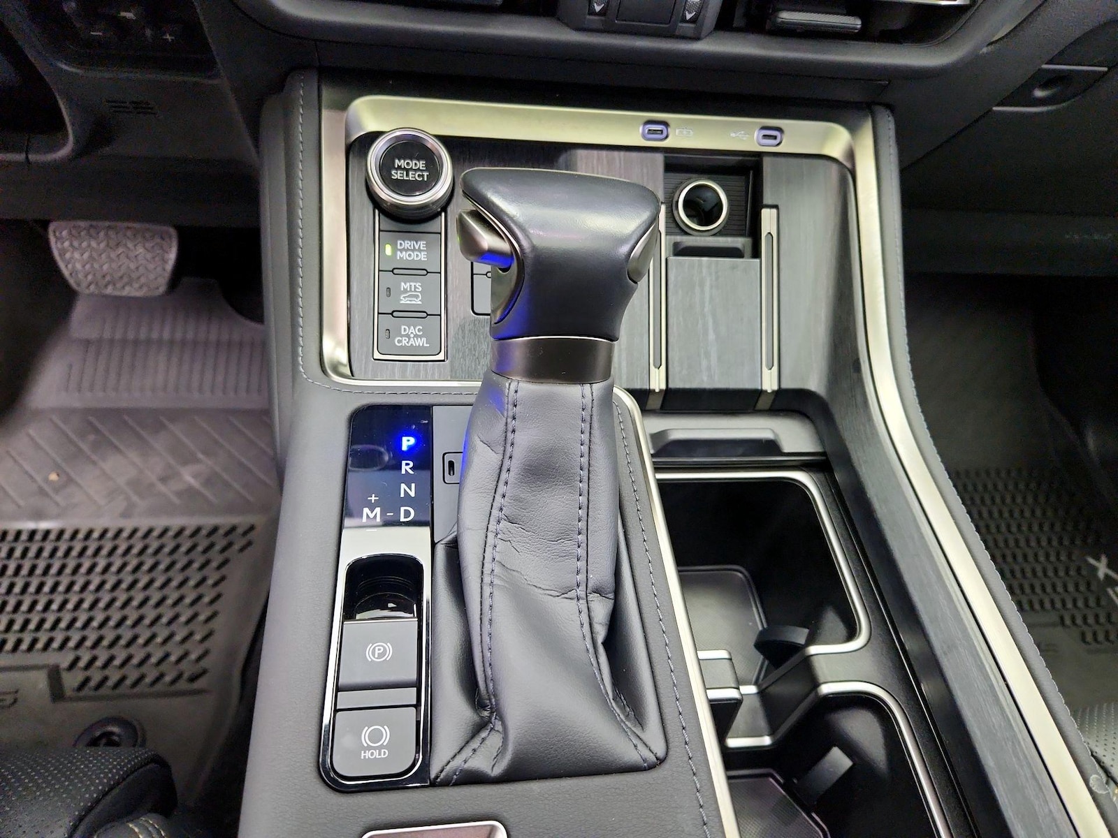 2024 Lexus GX Overtrail+ - Photo 19
