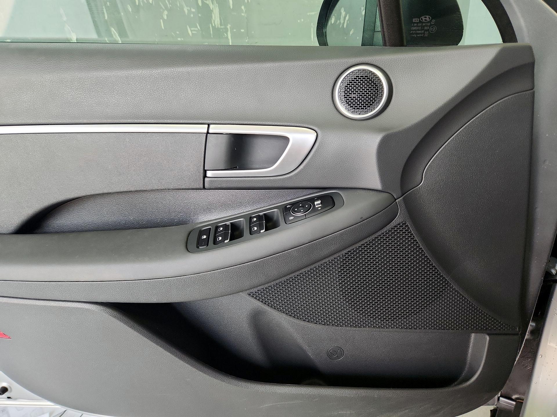 Thumbnail: 2021 Hyundai Sonata - 12