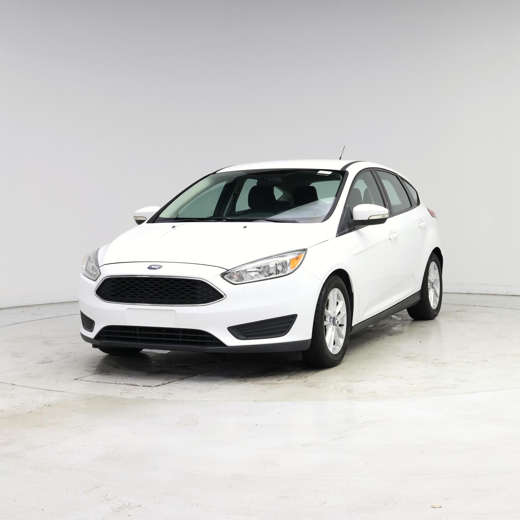 Thumbnail: 2016 Ford Focus - 4