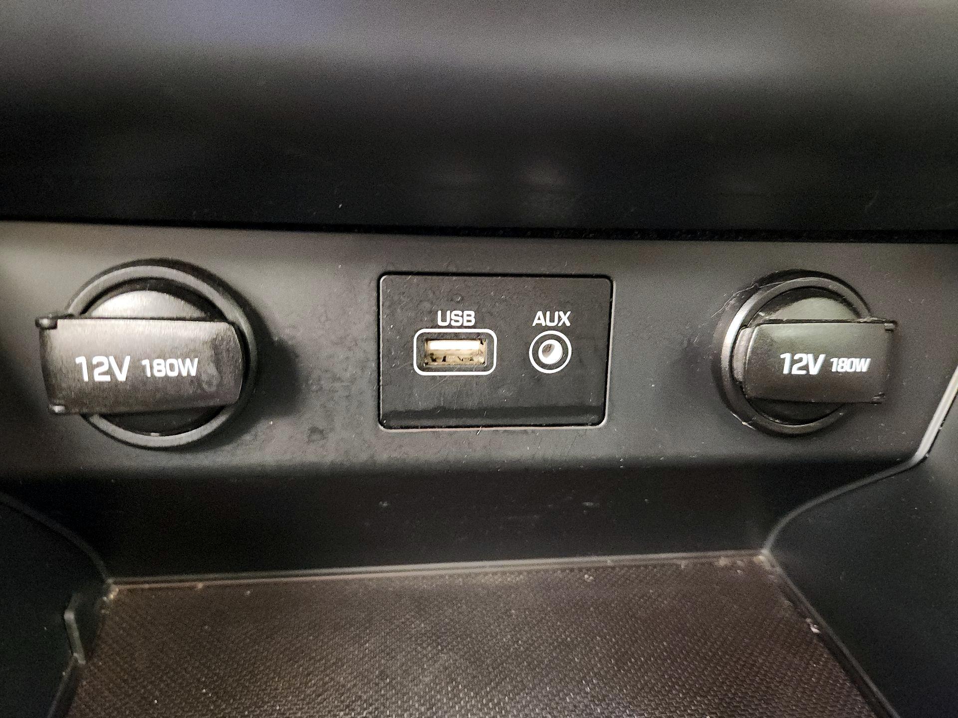 Thumbnail: 2019 Hyundai Sonata - 18