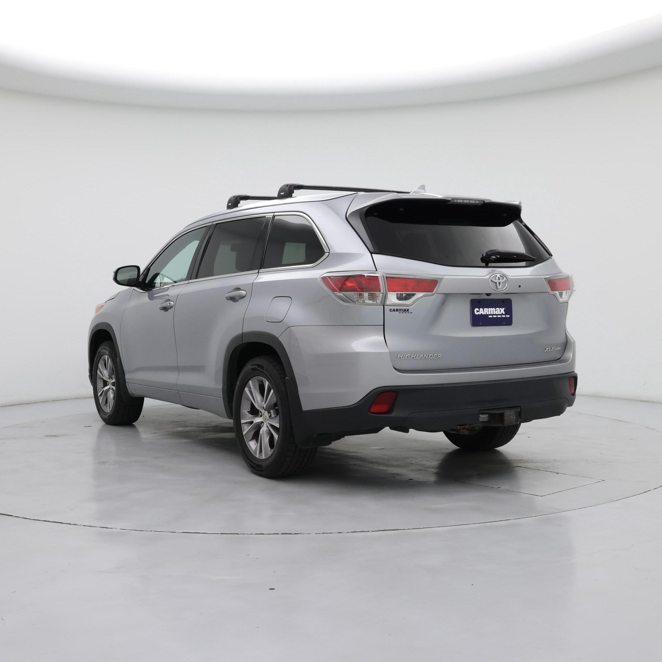 Thumbnail: 2015 Toyota Highlander - 2
