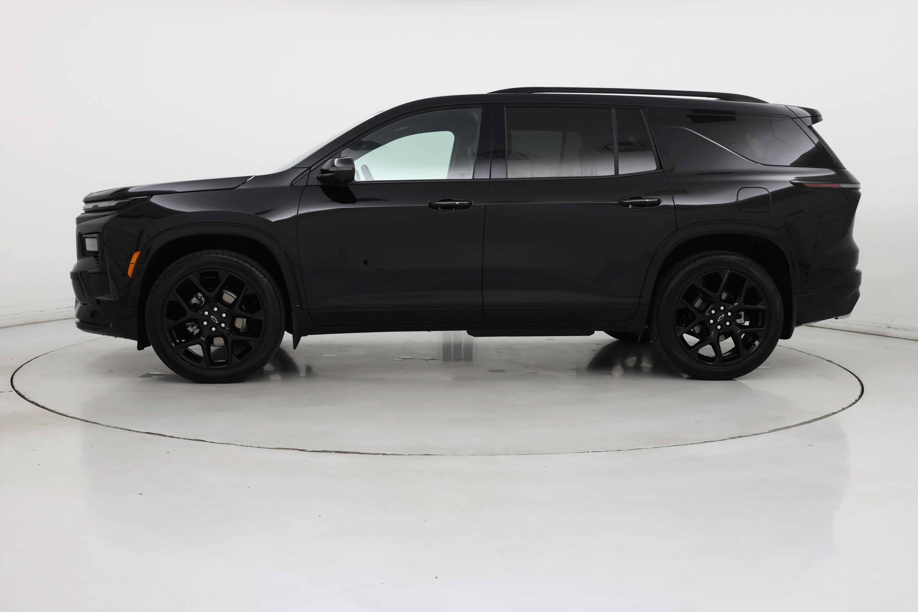 Thumbnail: 2026 Chevrolet Traverse - 3