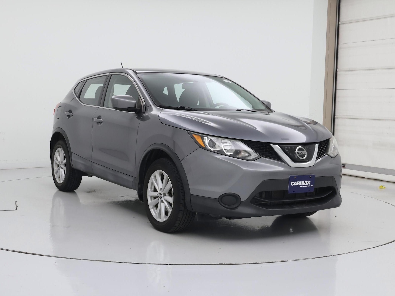 2019 Nissan Rogue Sport S, photo 2