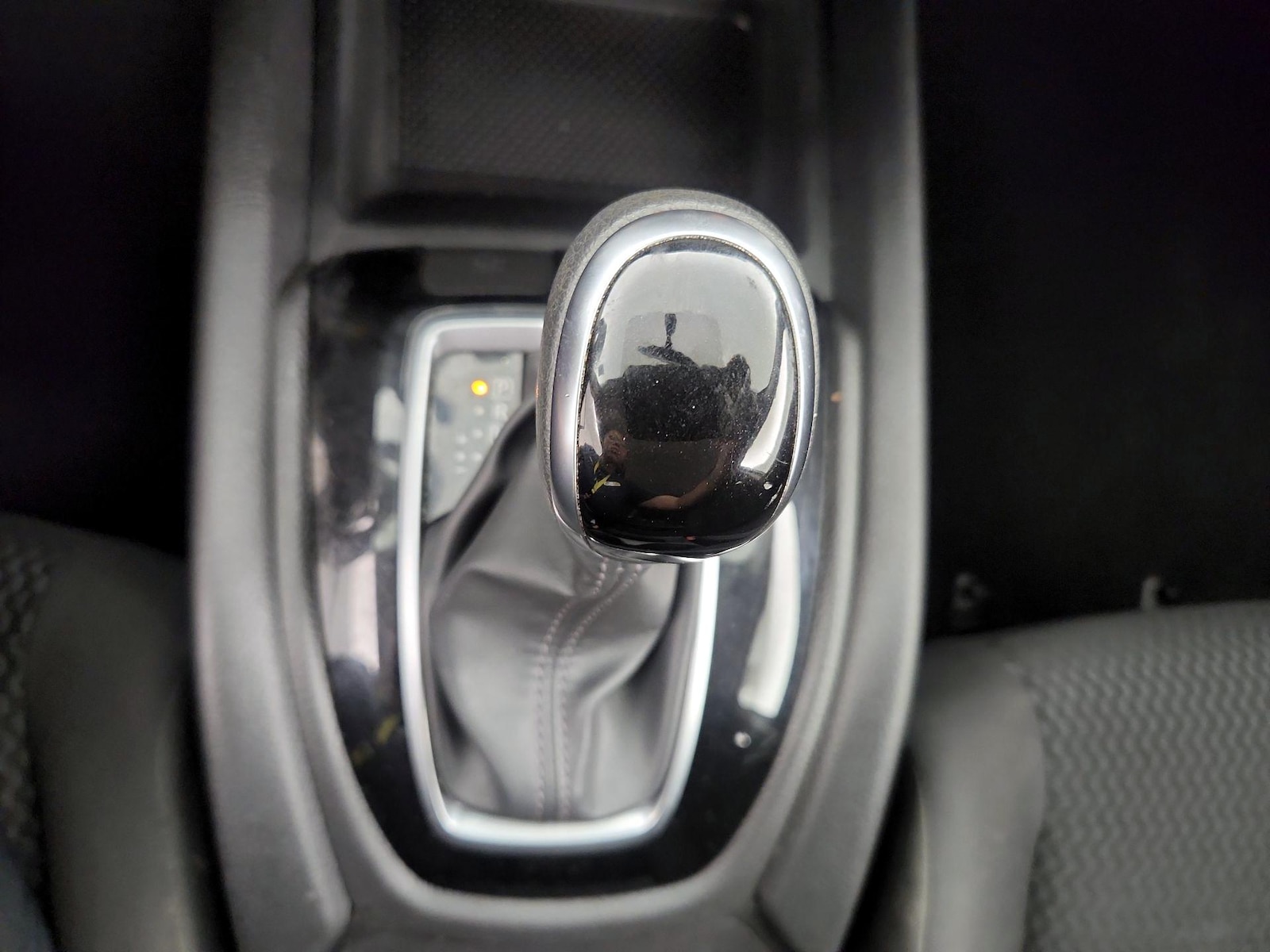 2019 Nissan Rogue Sport S, photo 18