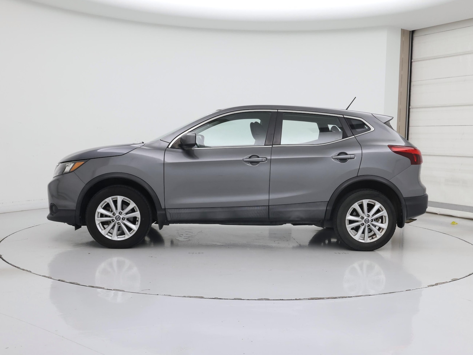 2019 Nissan Rogue Sport S, photo 4