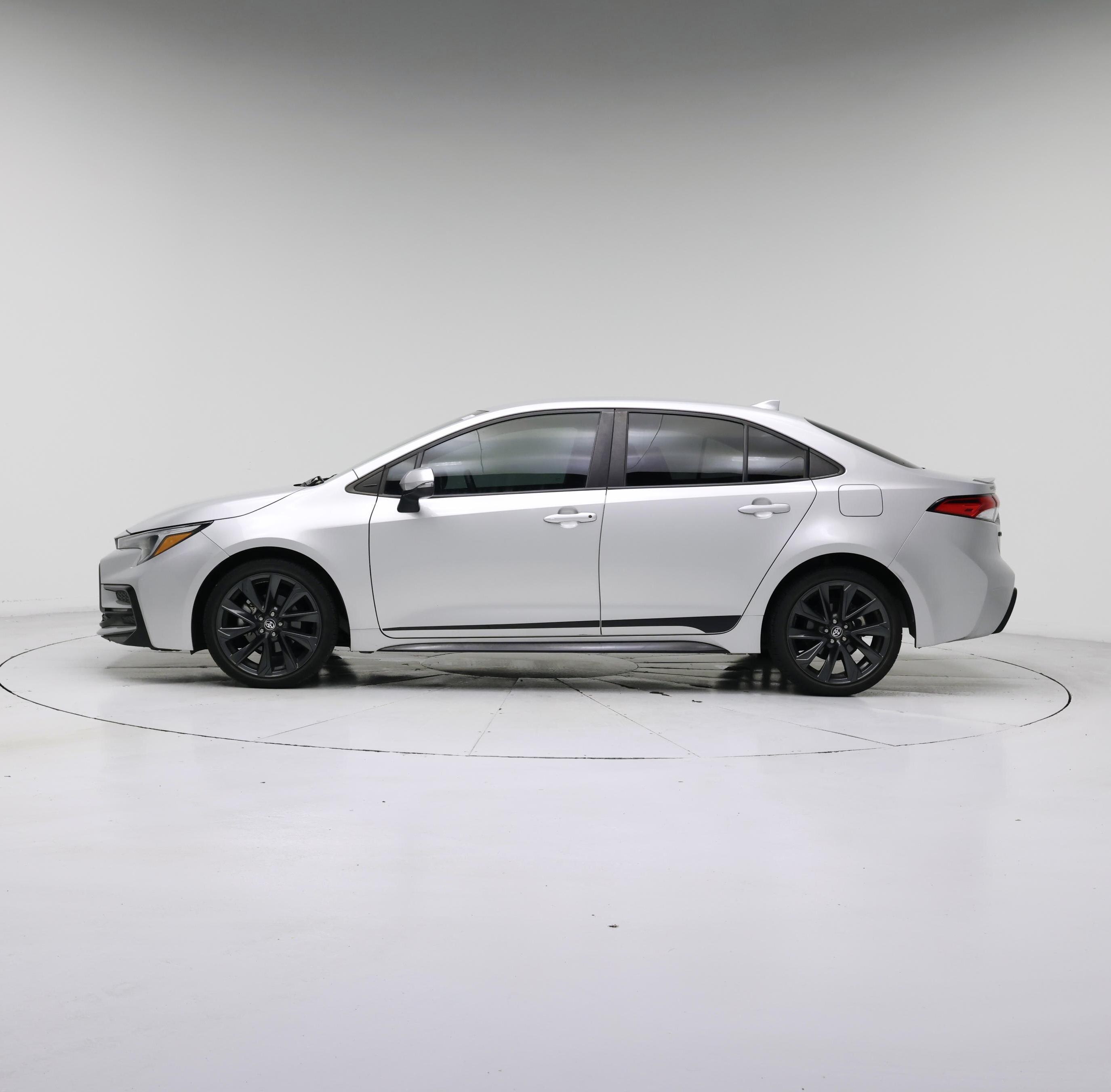 Thumbnail: 2024 Toyota Corolla - 3