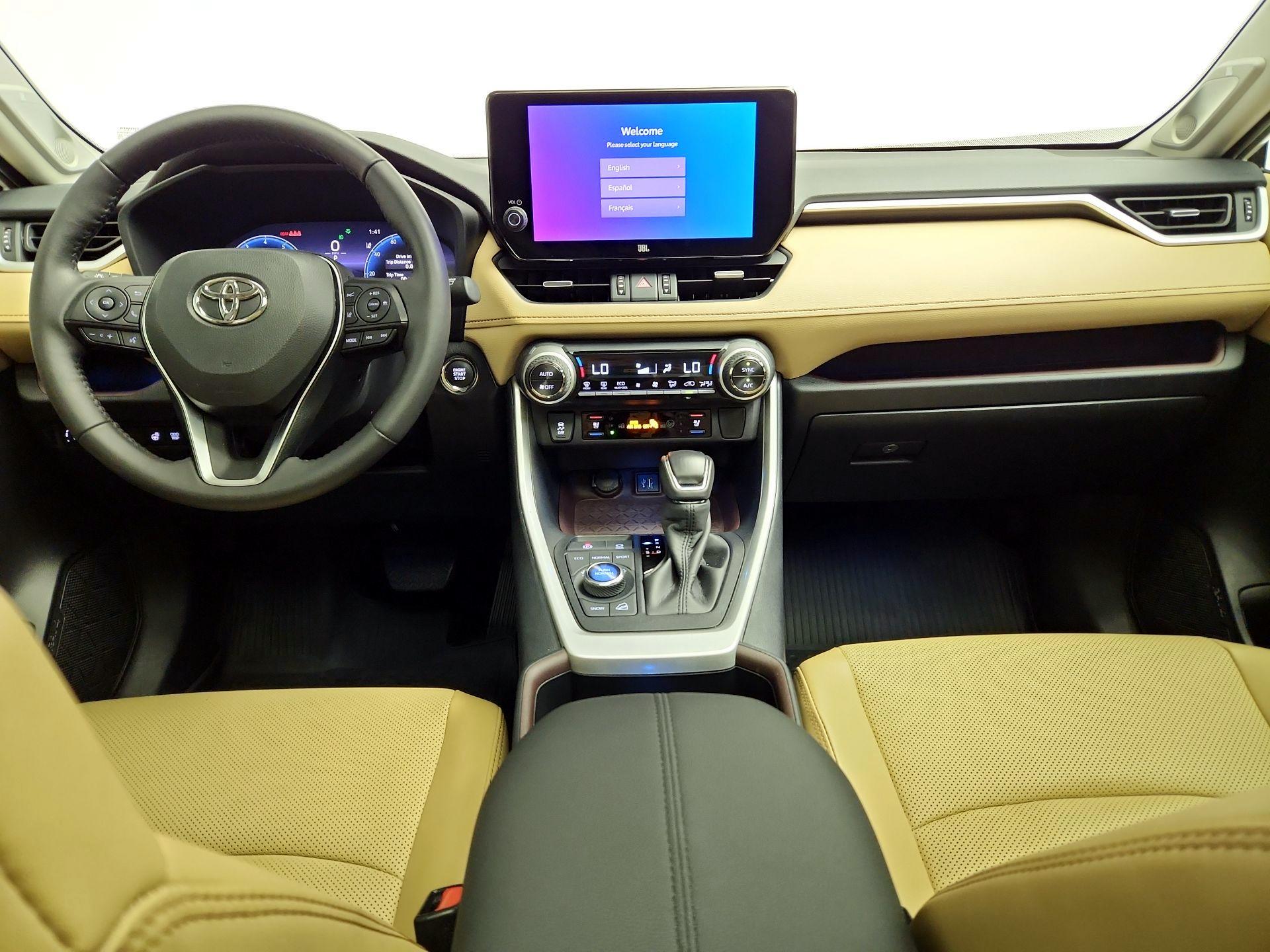 Thumbnail: 2025 Toyota RAV4 - 9