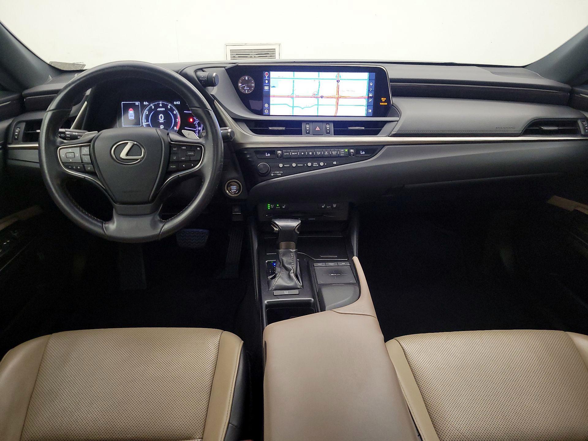 Thumbnail: 2019 Lexus ES - 9