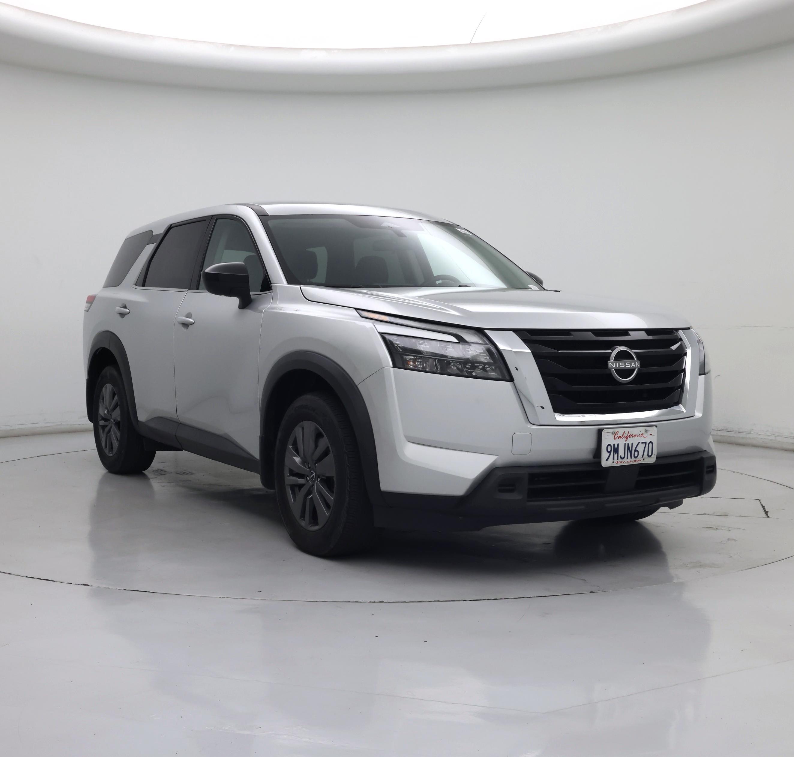 Silver 2024 Nissan Pathfinder SUV / Crossover Front-Wheel Drive Automatic
