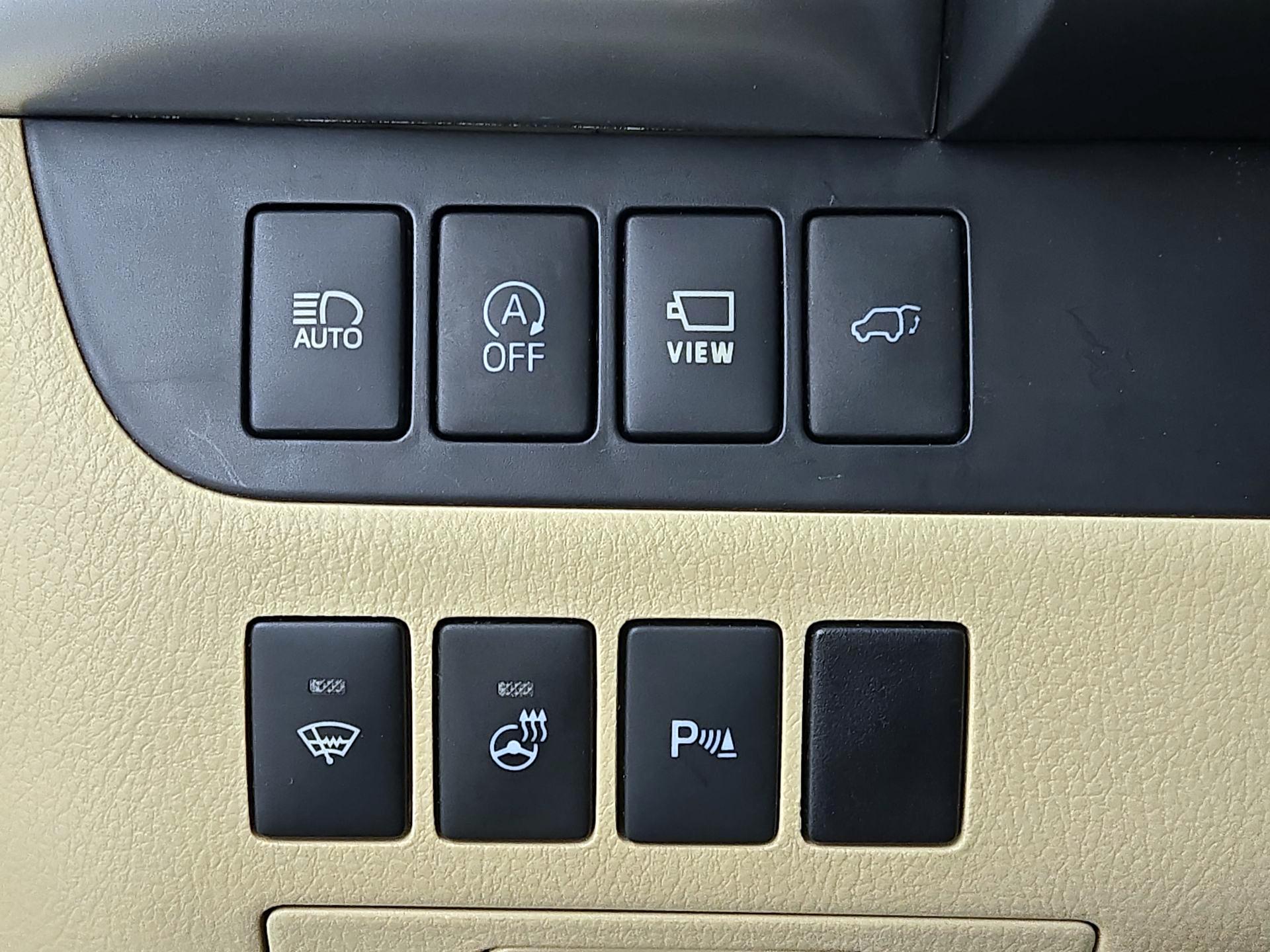 Thumbnail: 2017 Toyota Highlander - 13
