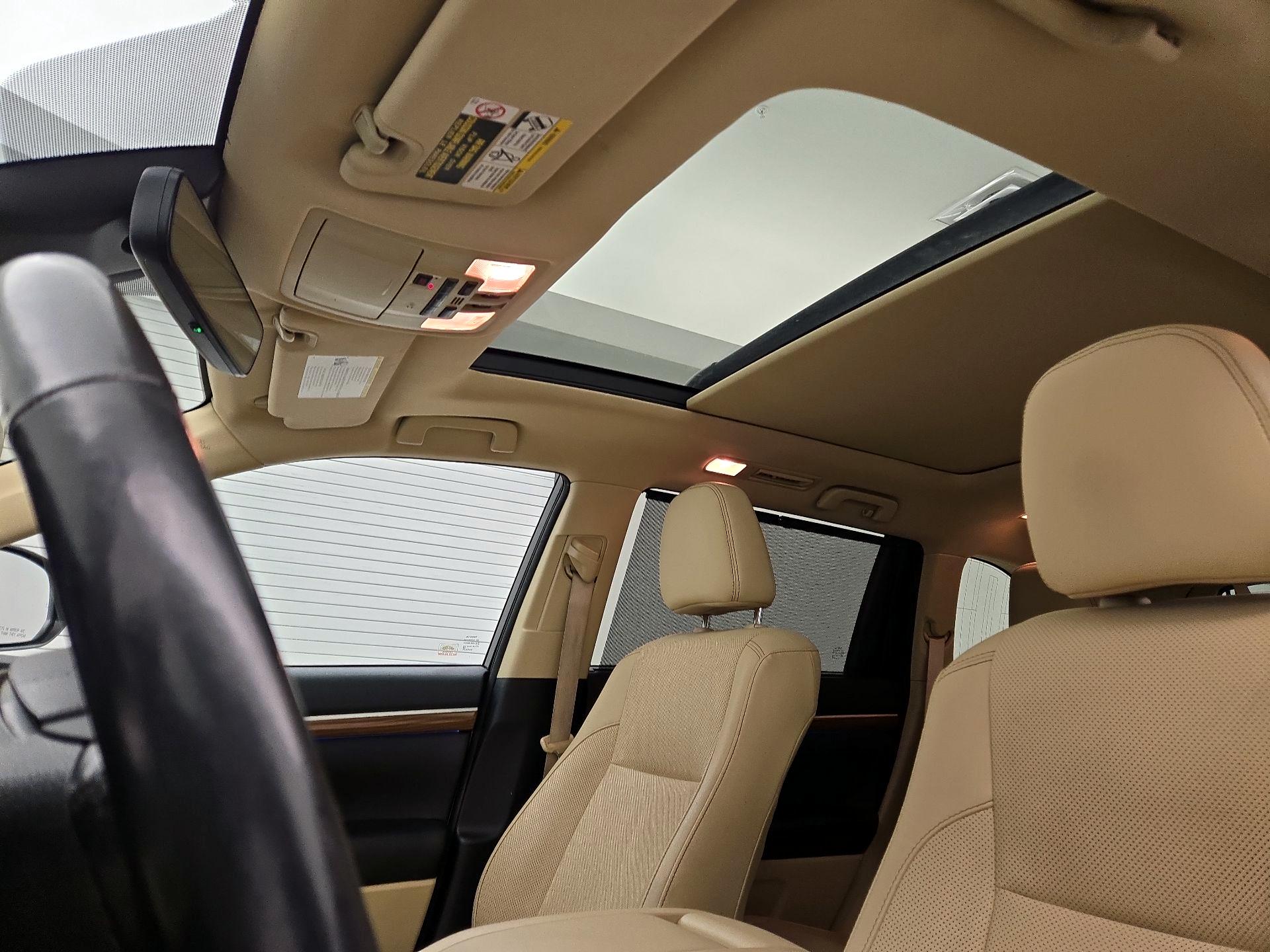 Thumbnail: 2017 Toyota Highlander - 19
