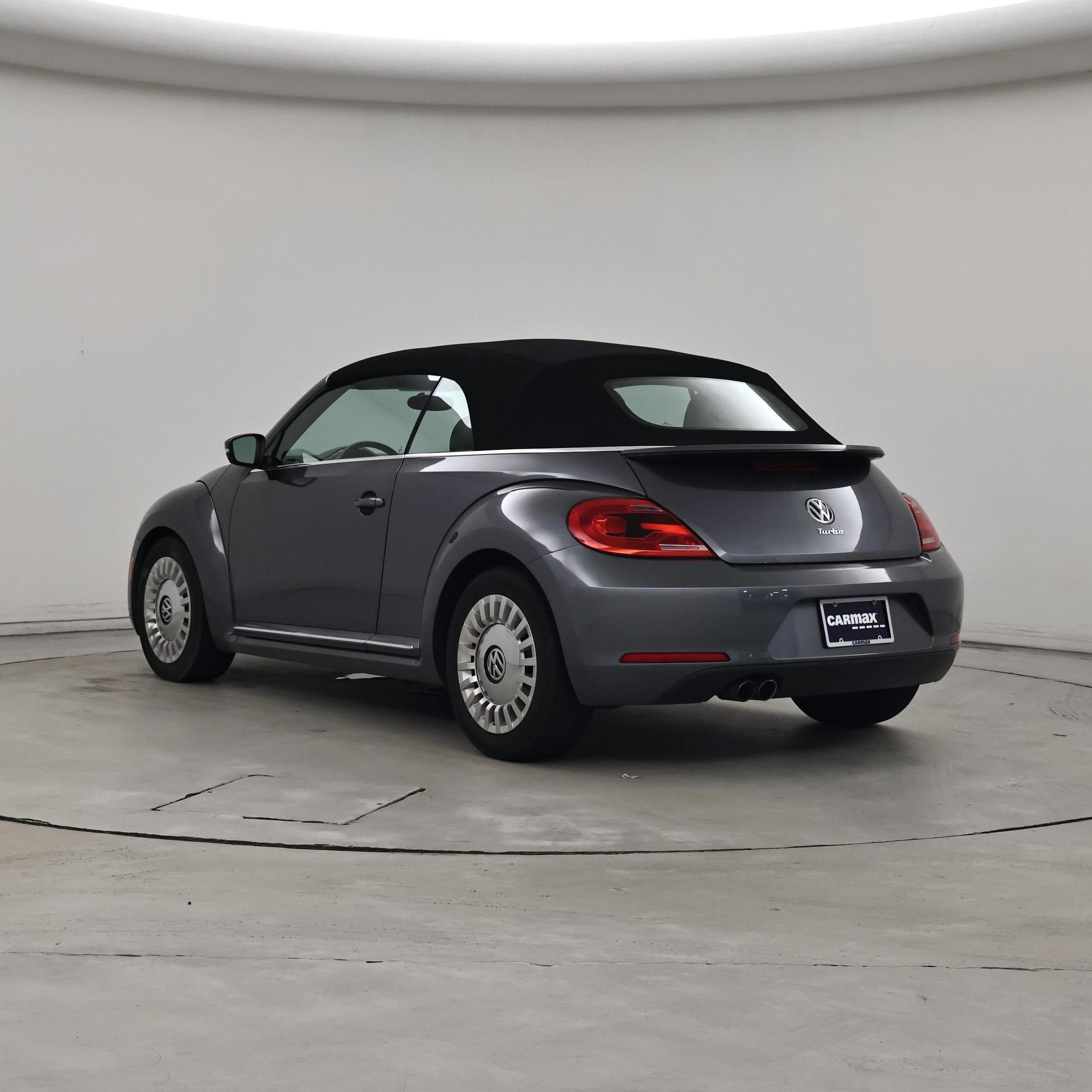 Thumbnail: 2015 Volkswagen Beetle - 2