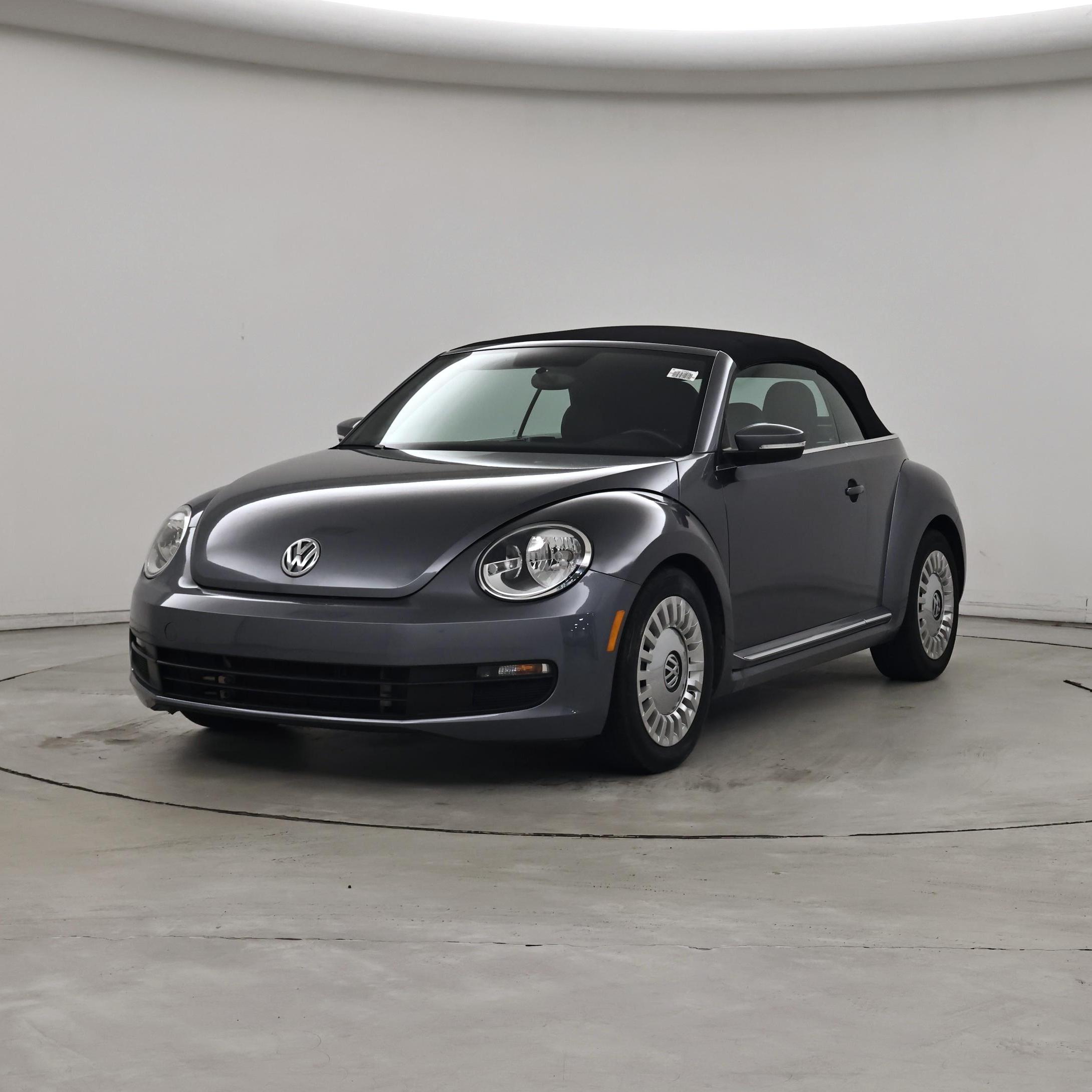 Thumbnail: 2015 Volkswagen Beetle - 4