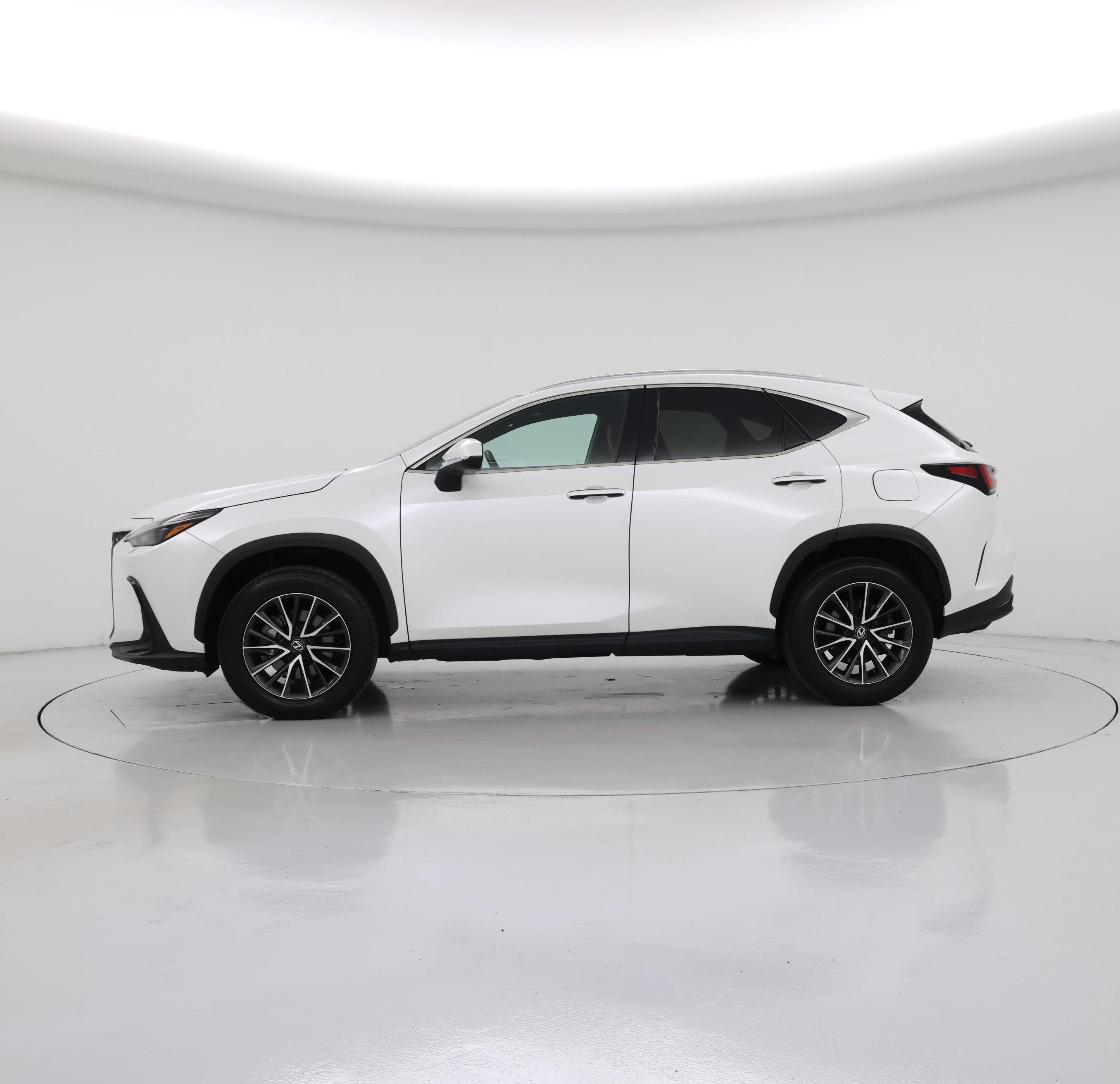 Thumbnail: 2024 Lexus NX - 3
