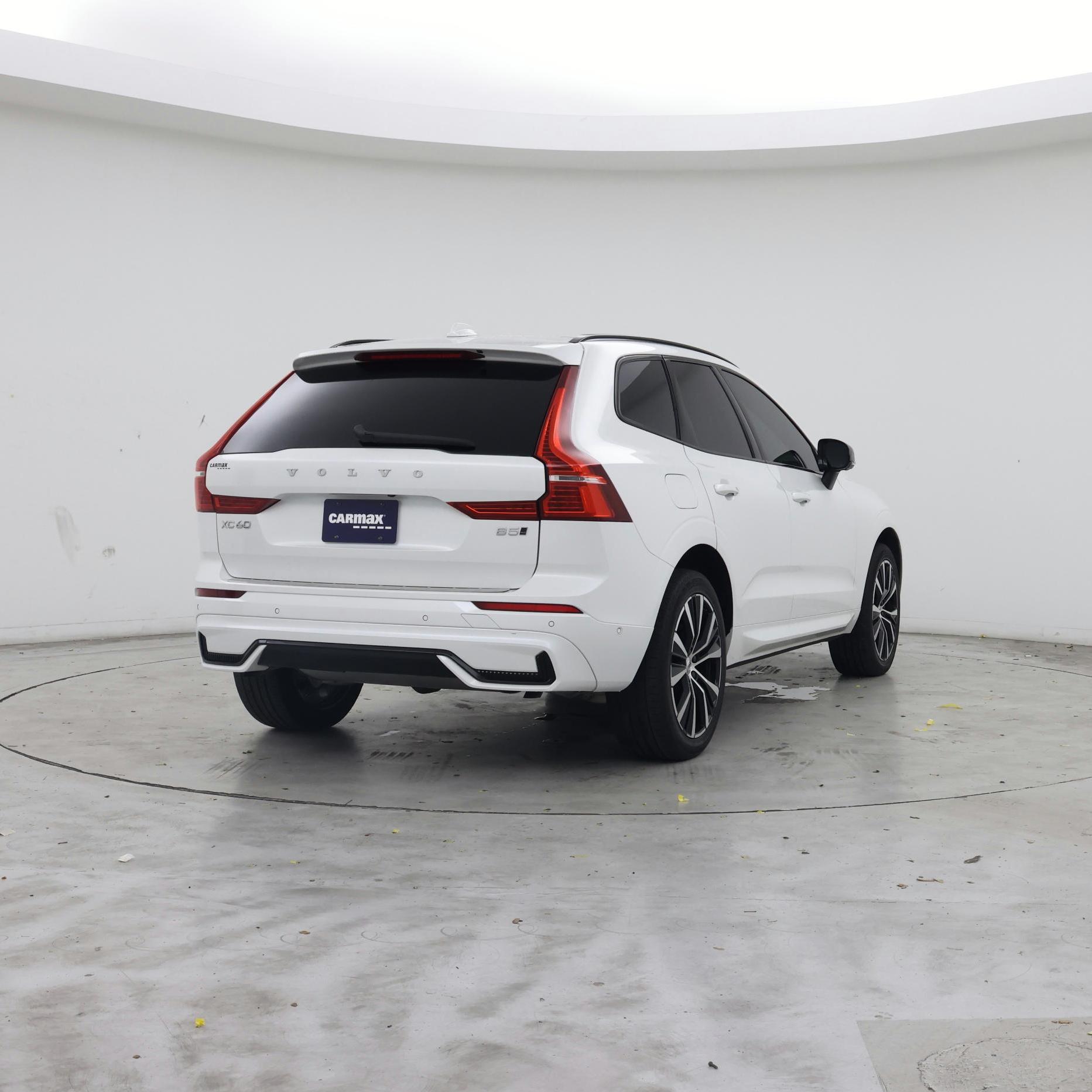Thumbnail: 2024 Volvo XC60 - 8