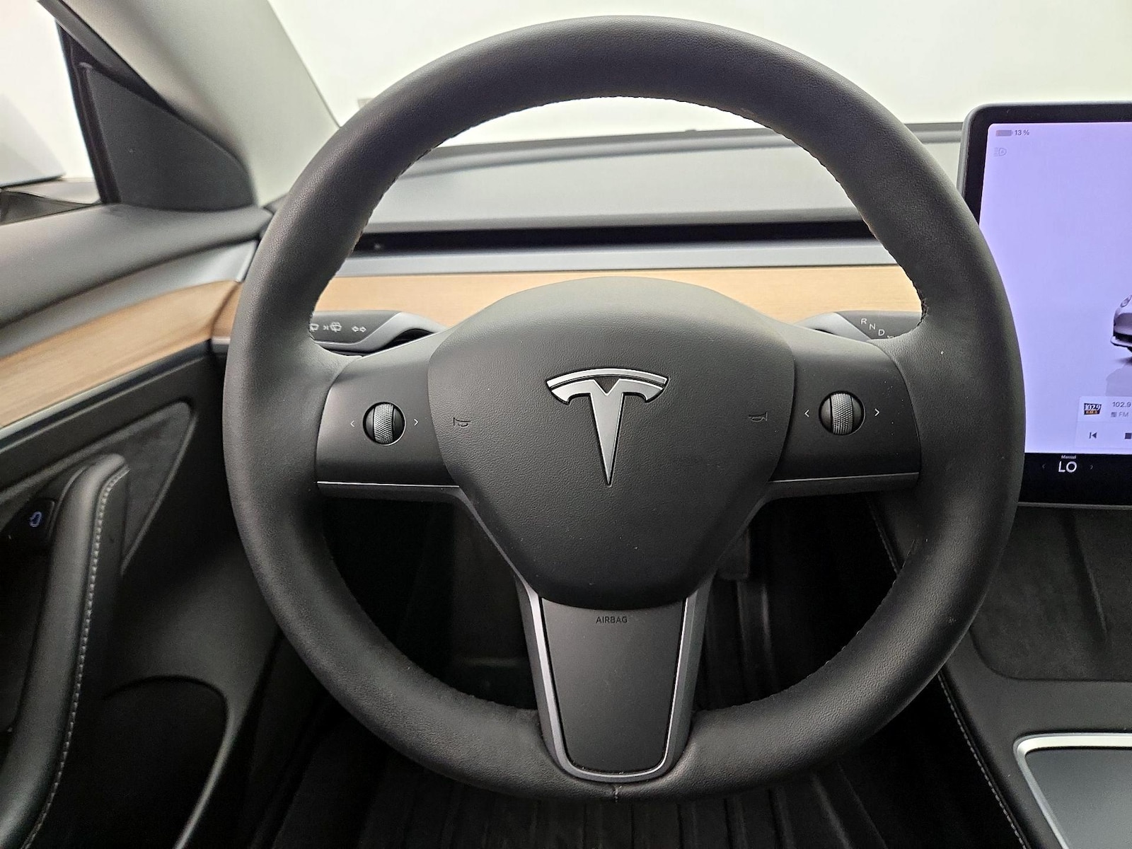 2022 Tesla Model 3 Long Range - Photo 11