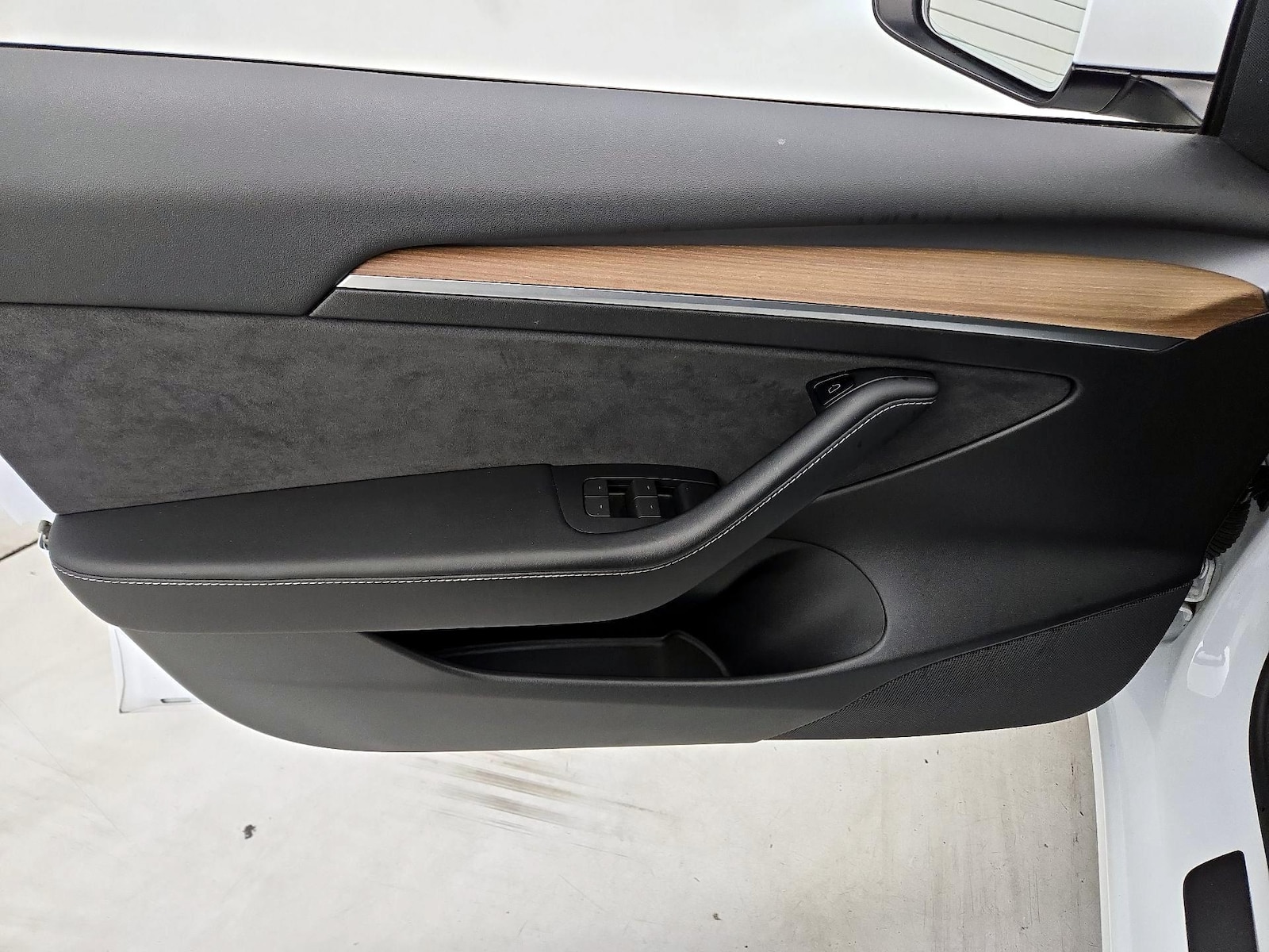 2022 Tesla Model 3 Long Range - Photo 13