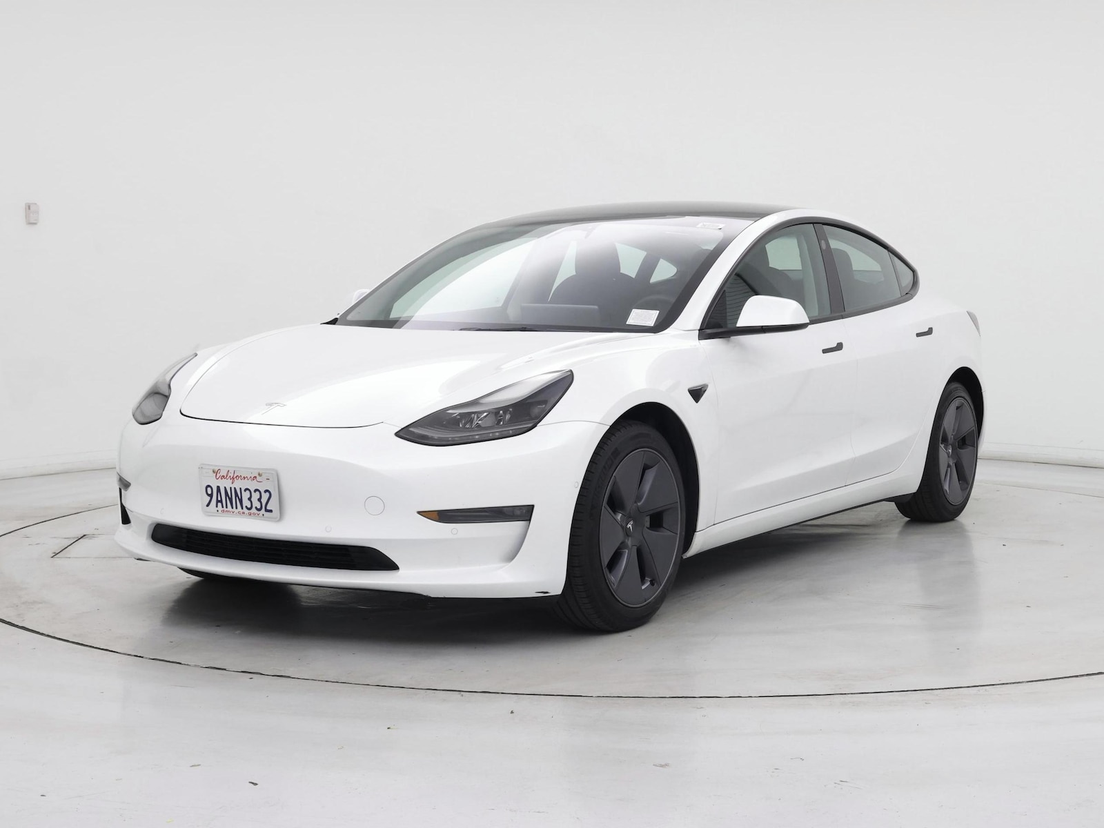 2022 Tesla Model 3 Long Range - Photo 5