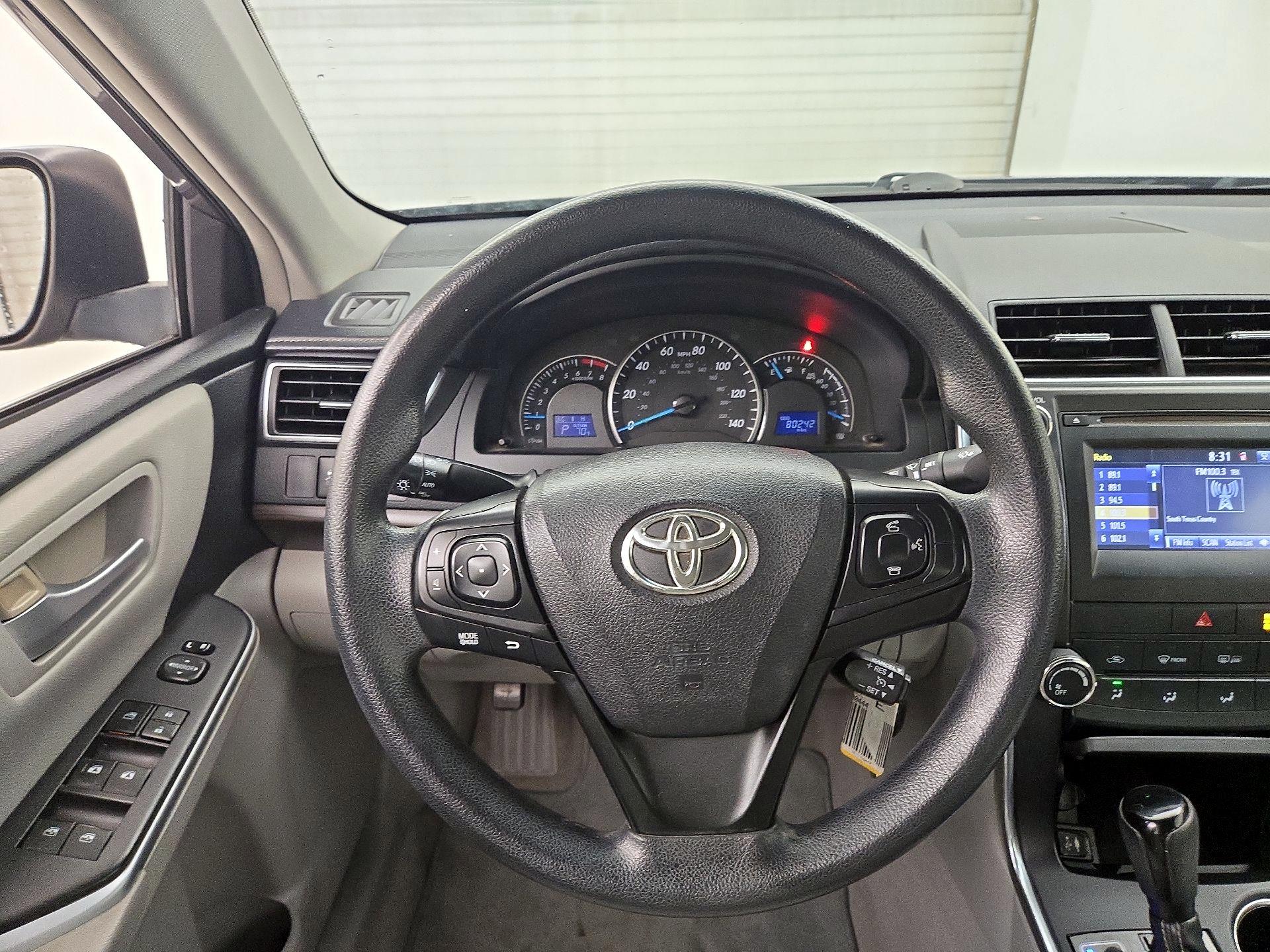 Thumbnail: 2015 Toyota Camry - 10
