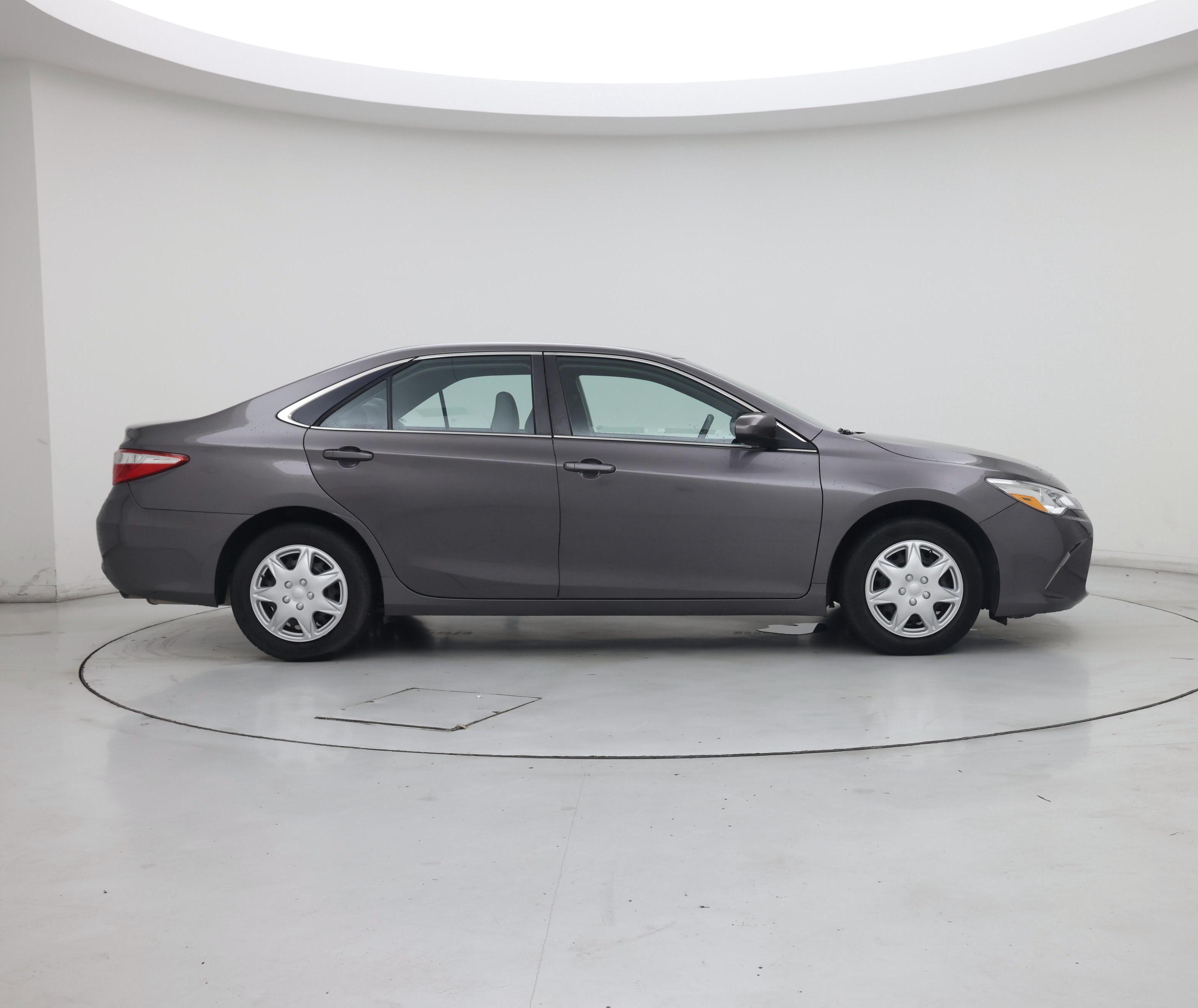 Thumbnail: 2015 Toyota Camry - 7