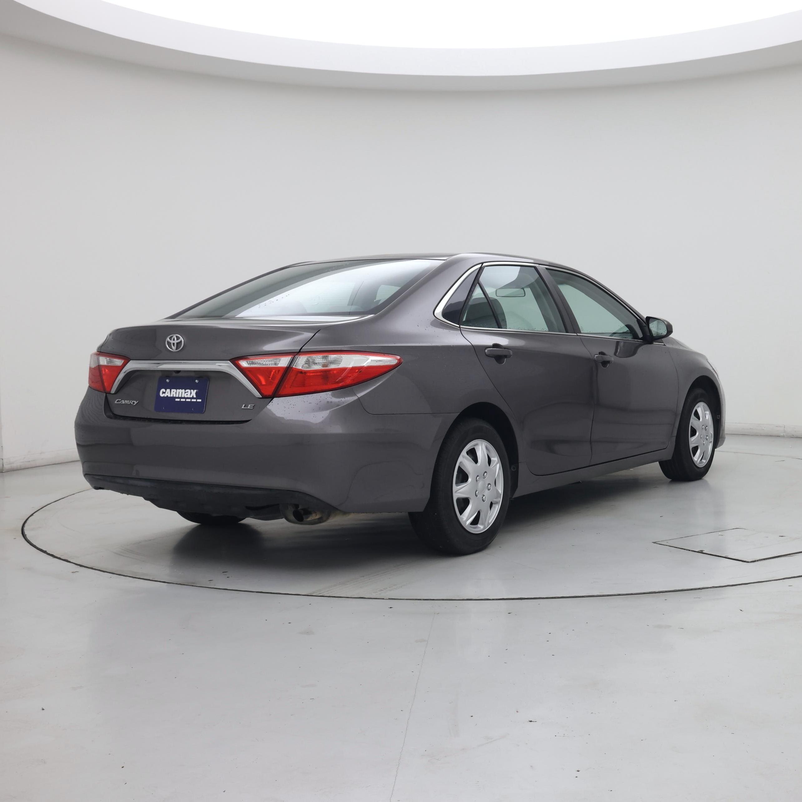 Thumbnail: 2015 Toyota Camry - 8