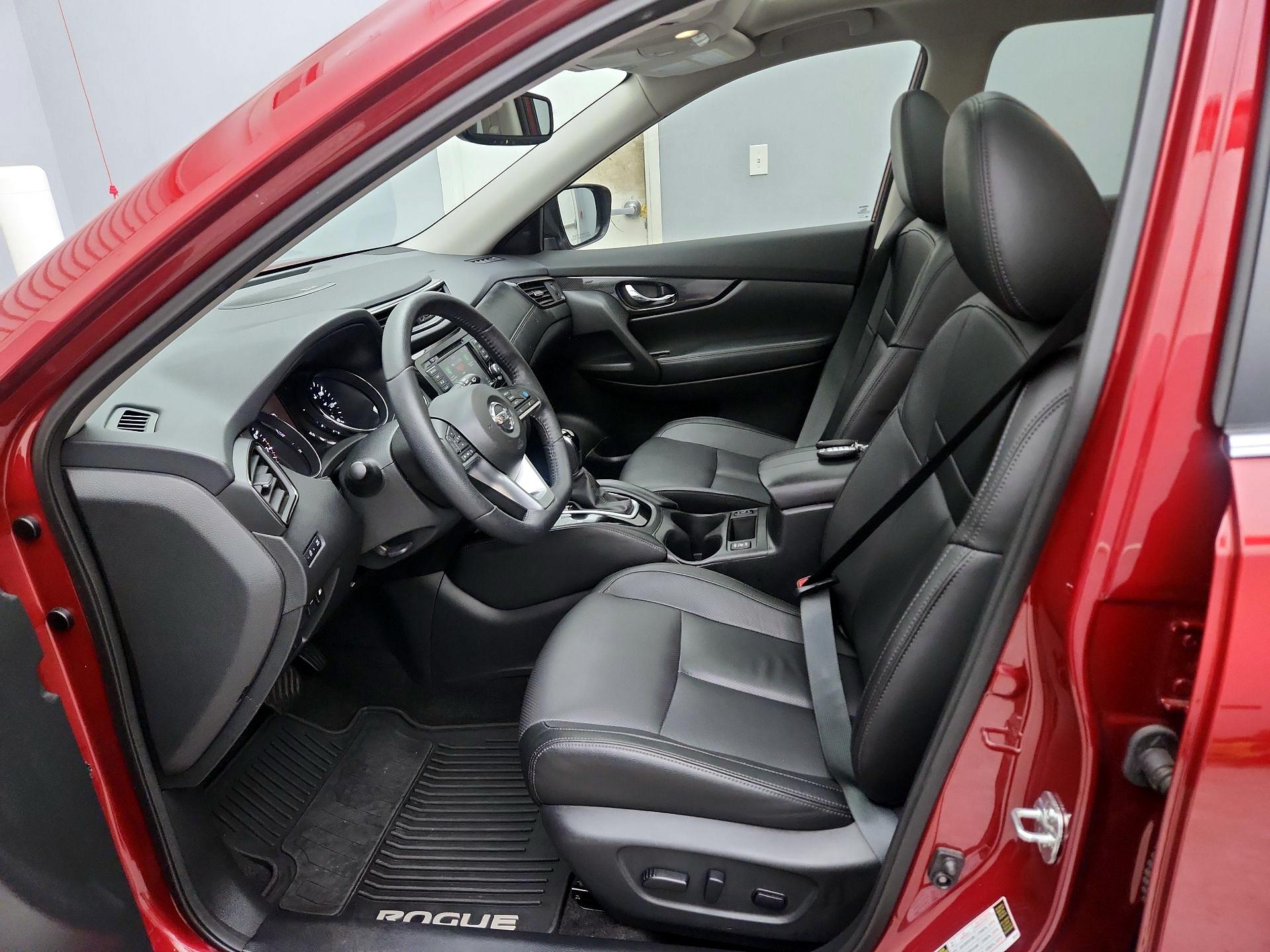 Thumbnail: 2019 Nissan Rogue - 11