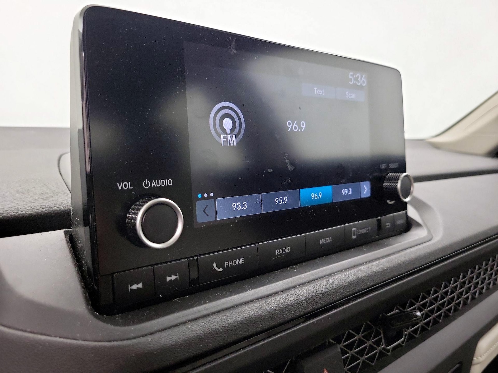 2023 Honda Accord LX - Photo 15