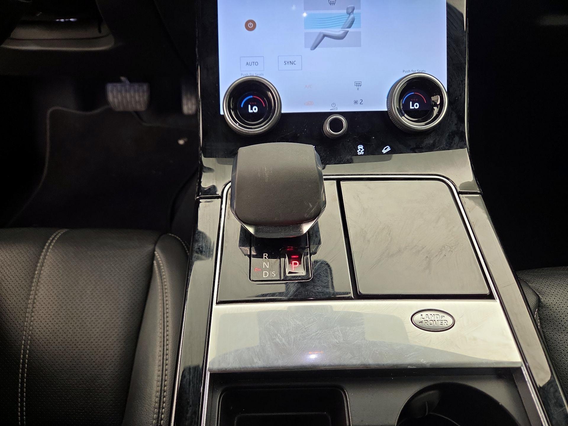Thumbnail: 2022 Land Rover Range Rover Velar - 18