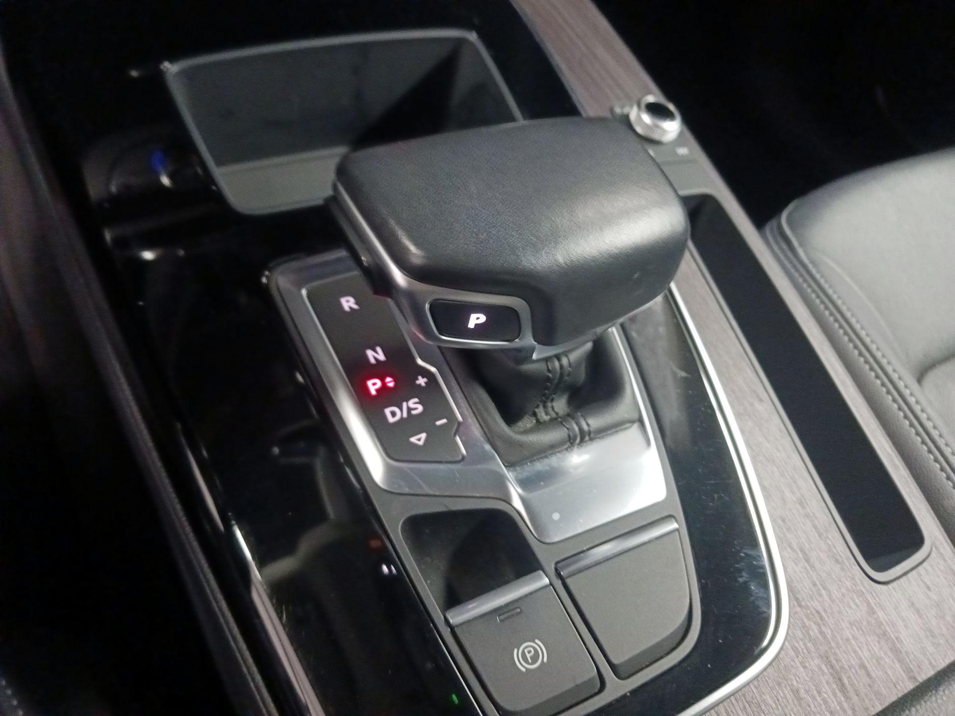 Thumbnail: 2021 Audi Q5 - 15