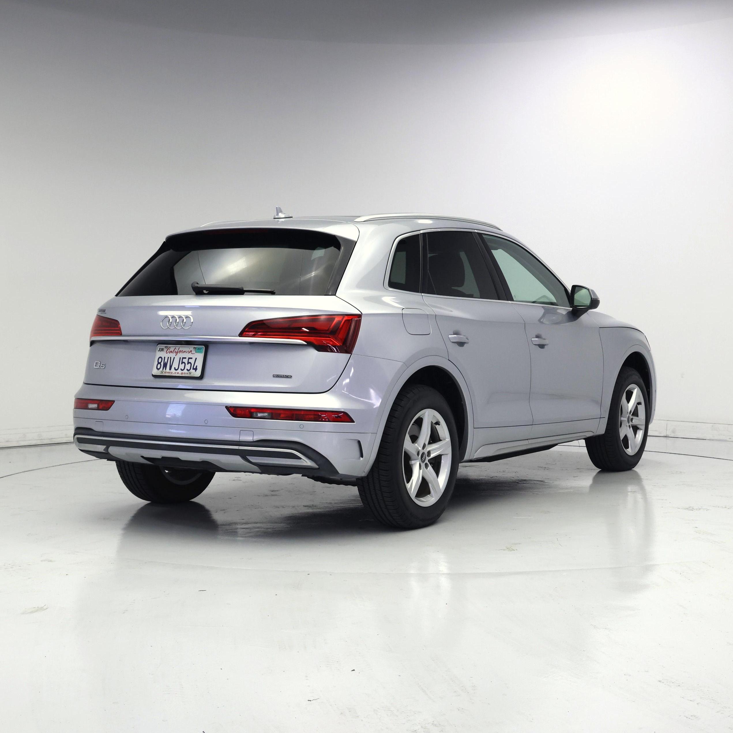 Thumbnail: 2021 Audi Q5 - 8