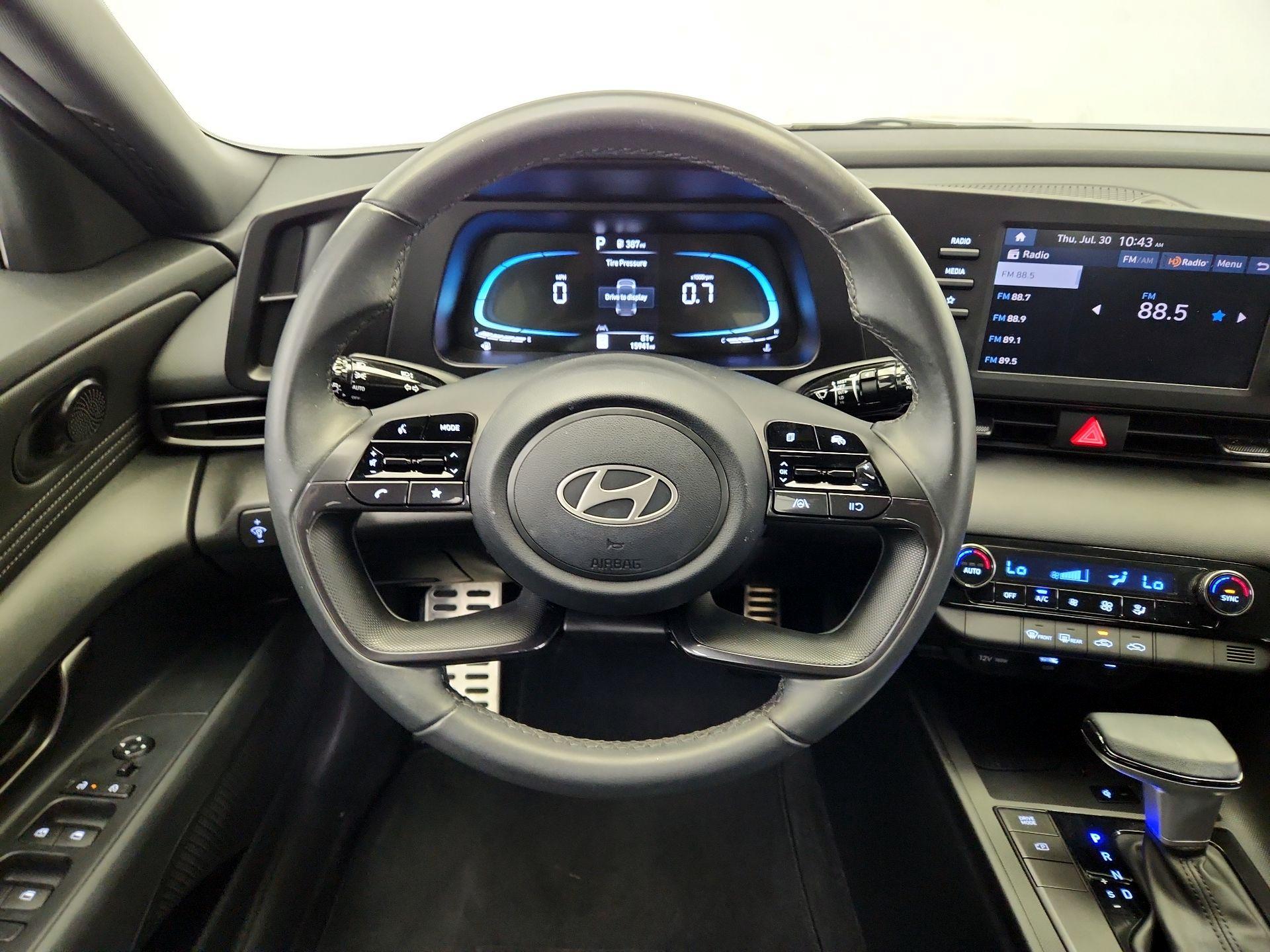 Thumbnail: 2025 Hyundai Elantra - 10