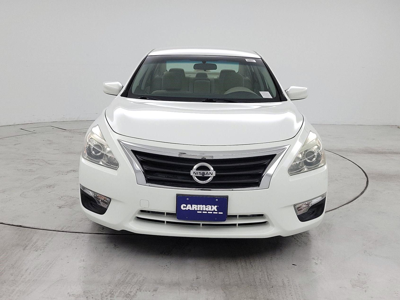 Thumbnail: 2015 Nissan Altima - 2