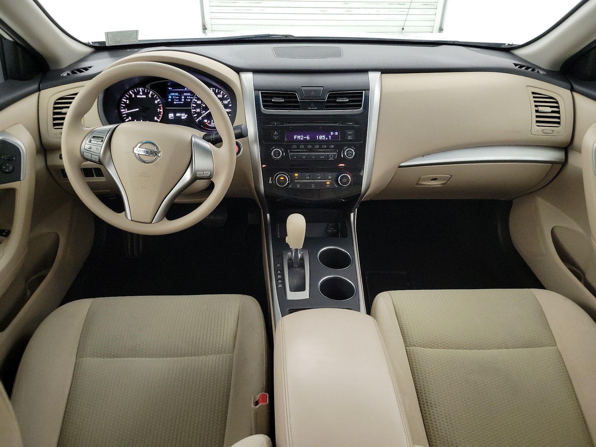 Thumbnail: 2015 Nissan Altima - 8
