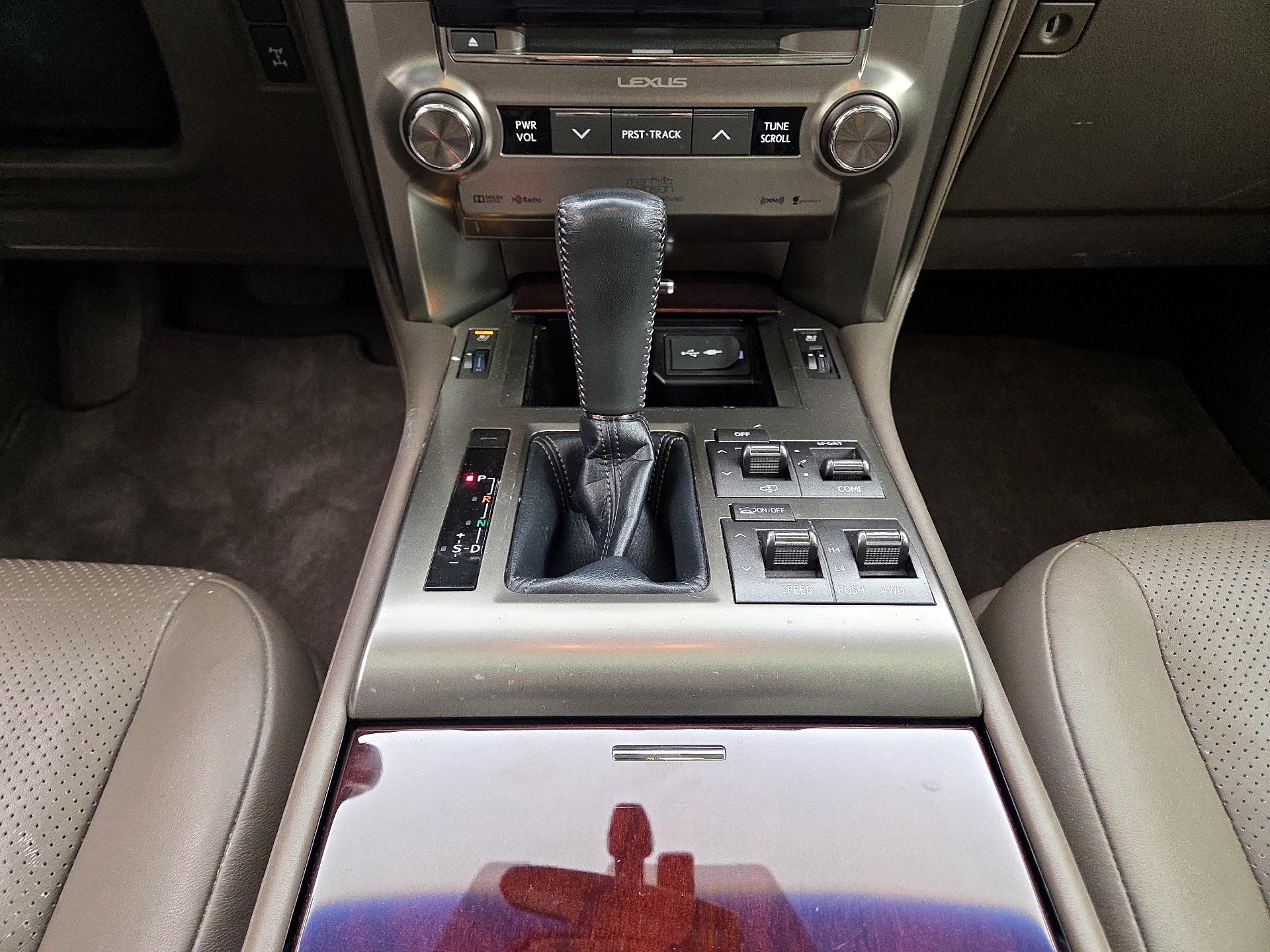 Thumbnail: 2018 Lexus GX - 18