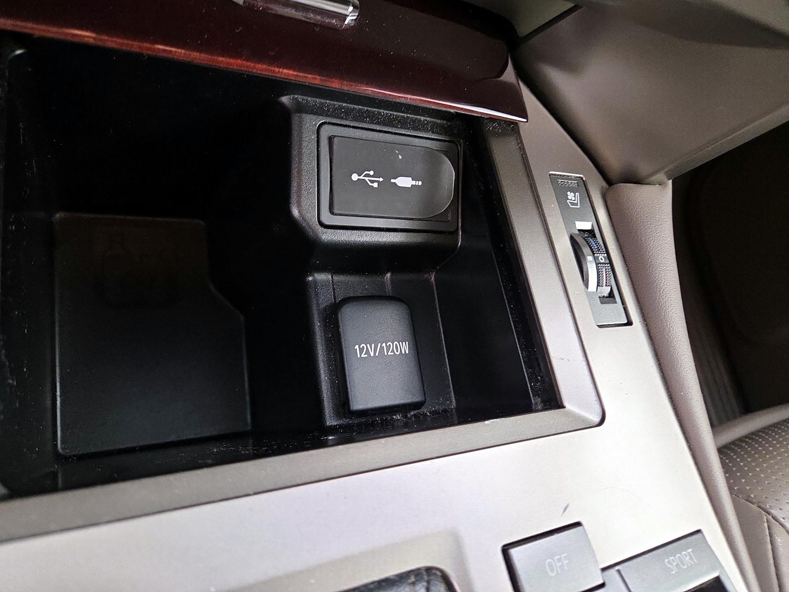 2018 Lexus GX LUXURY - Photo 20