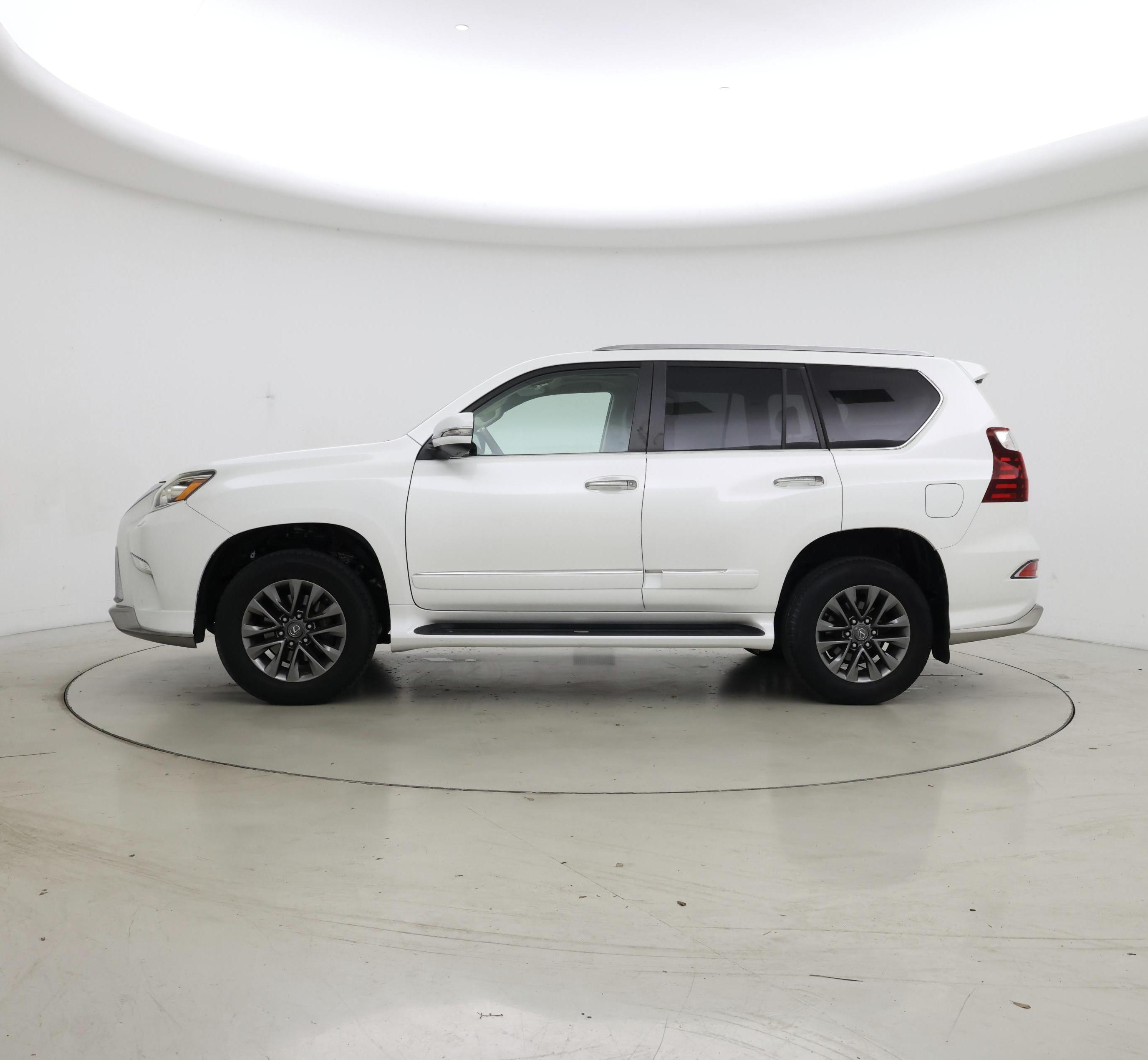 Thumbnail: 2018 Lexus GX - 3