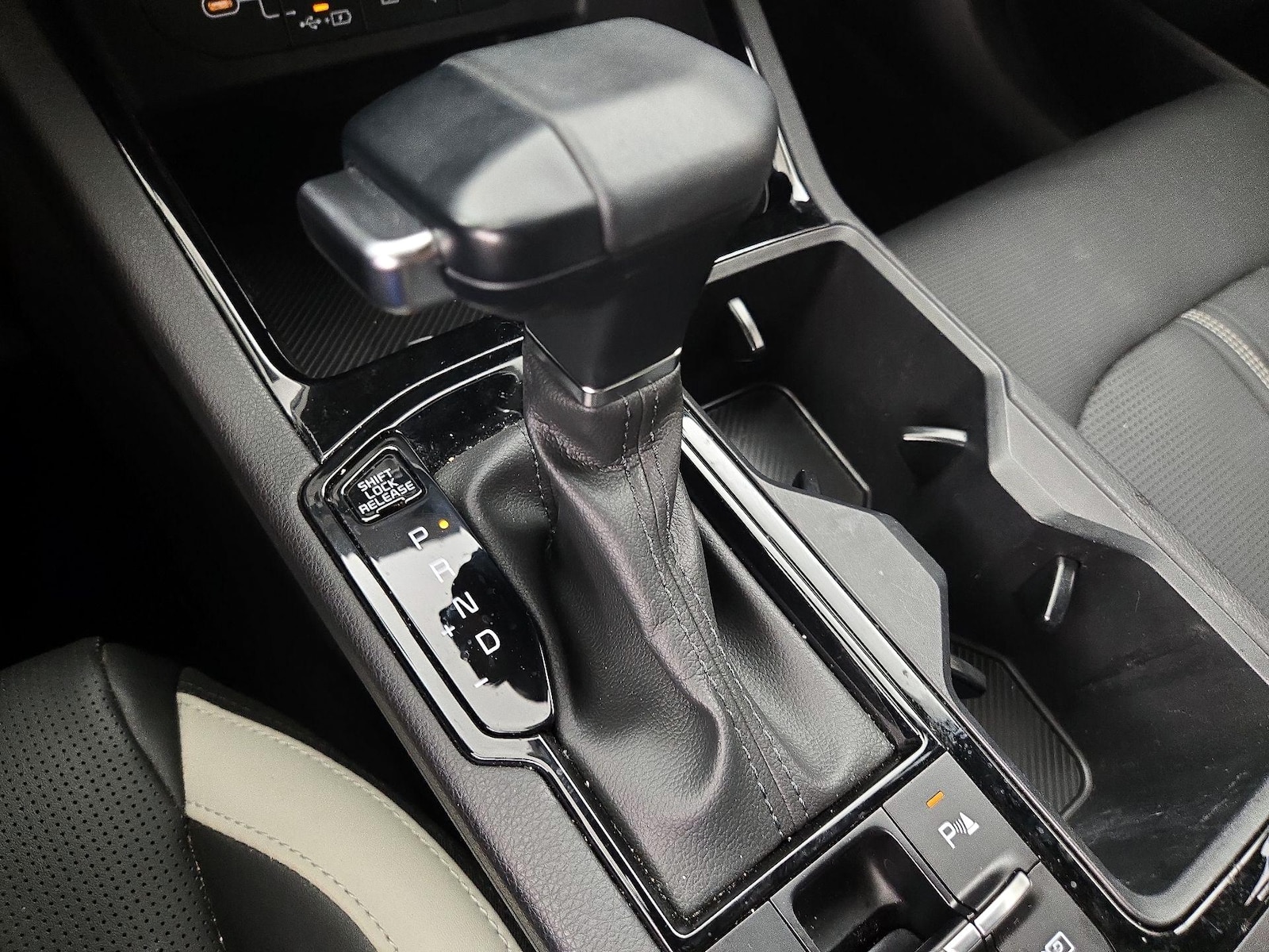 2025 Kia K5 GT-Line - Photo 19