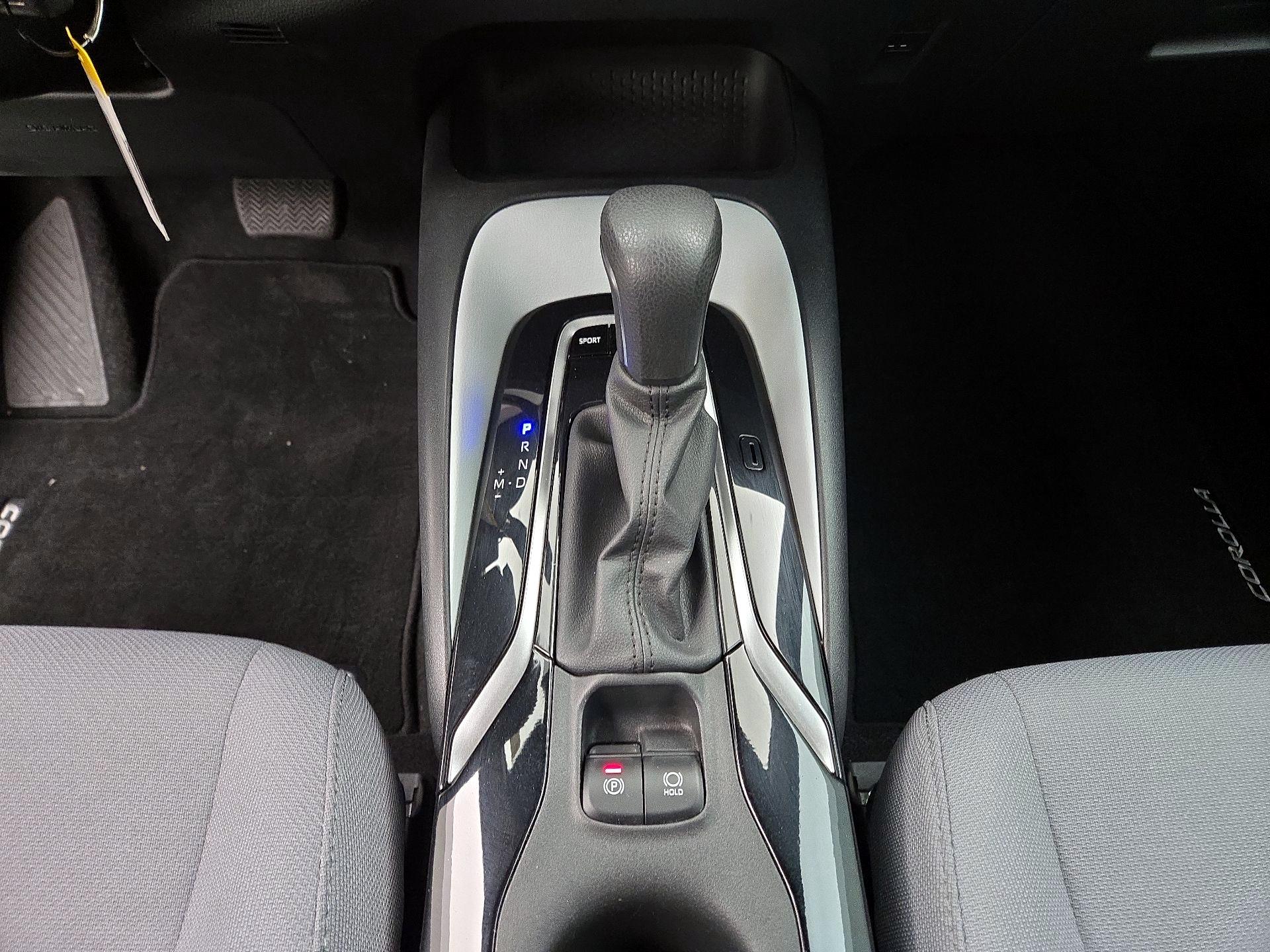 Thumbnail: 2022 Toyota Corolla - 17
