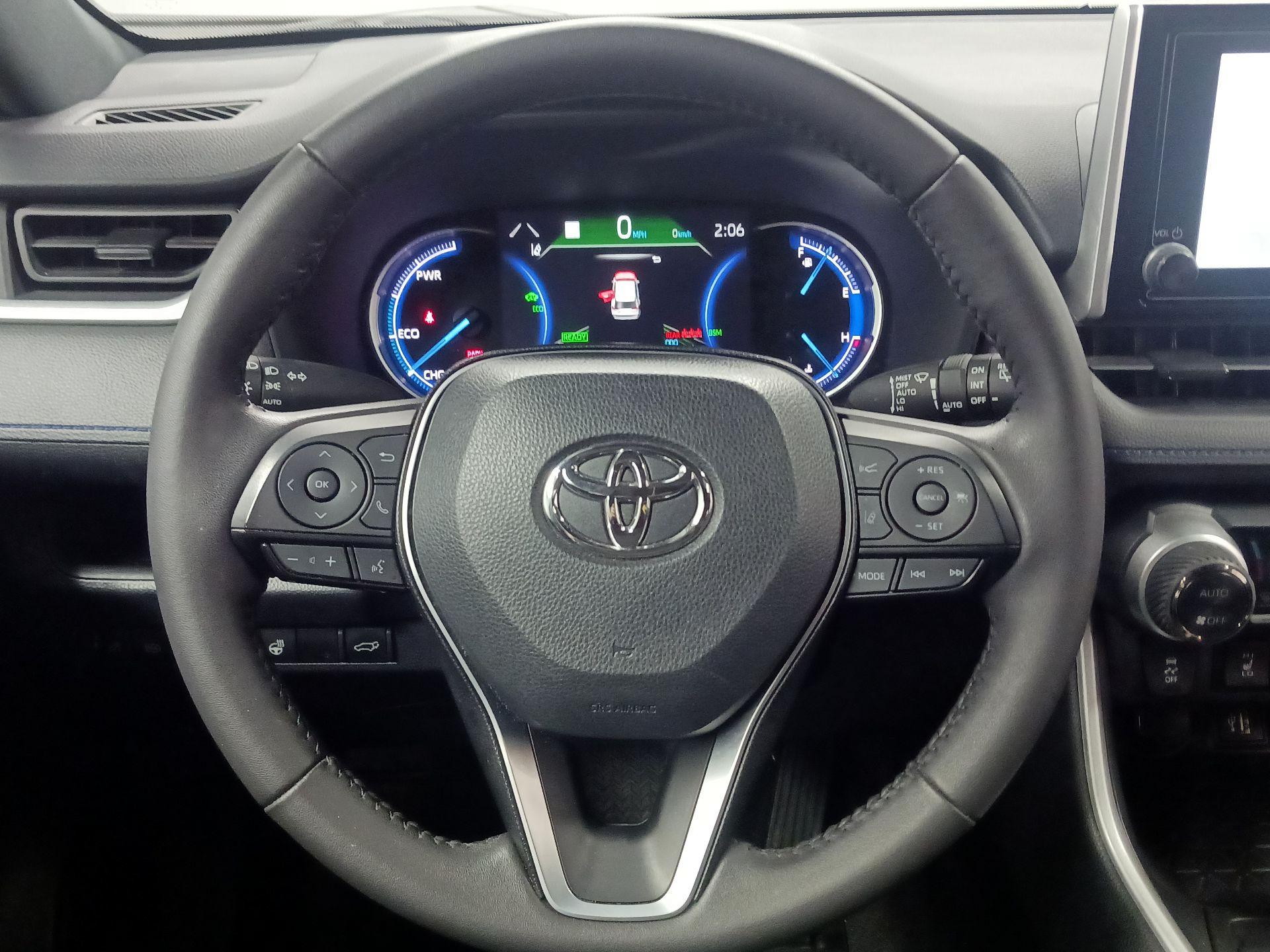 Thumbnail: 2024 Toyota RAV4 - 10
