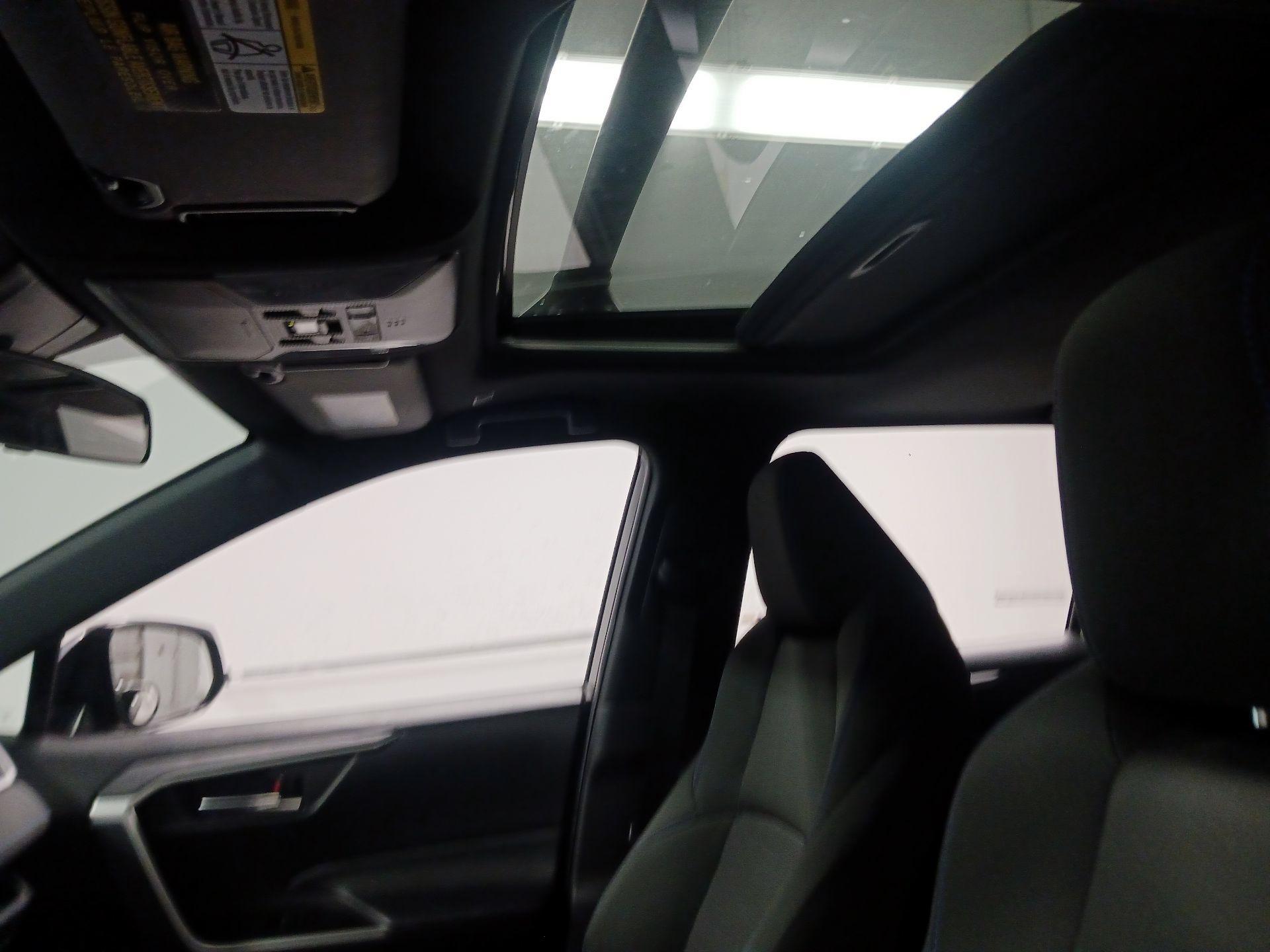 Thumbnail: 2024 Toyota RAV4 - 19